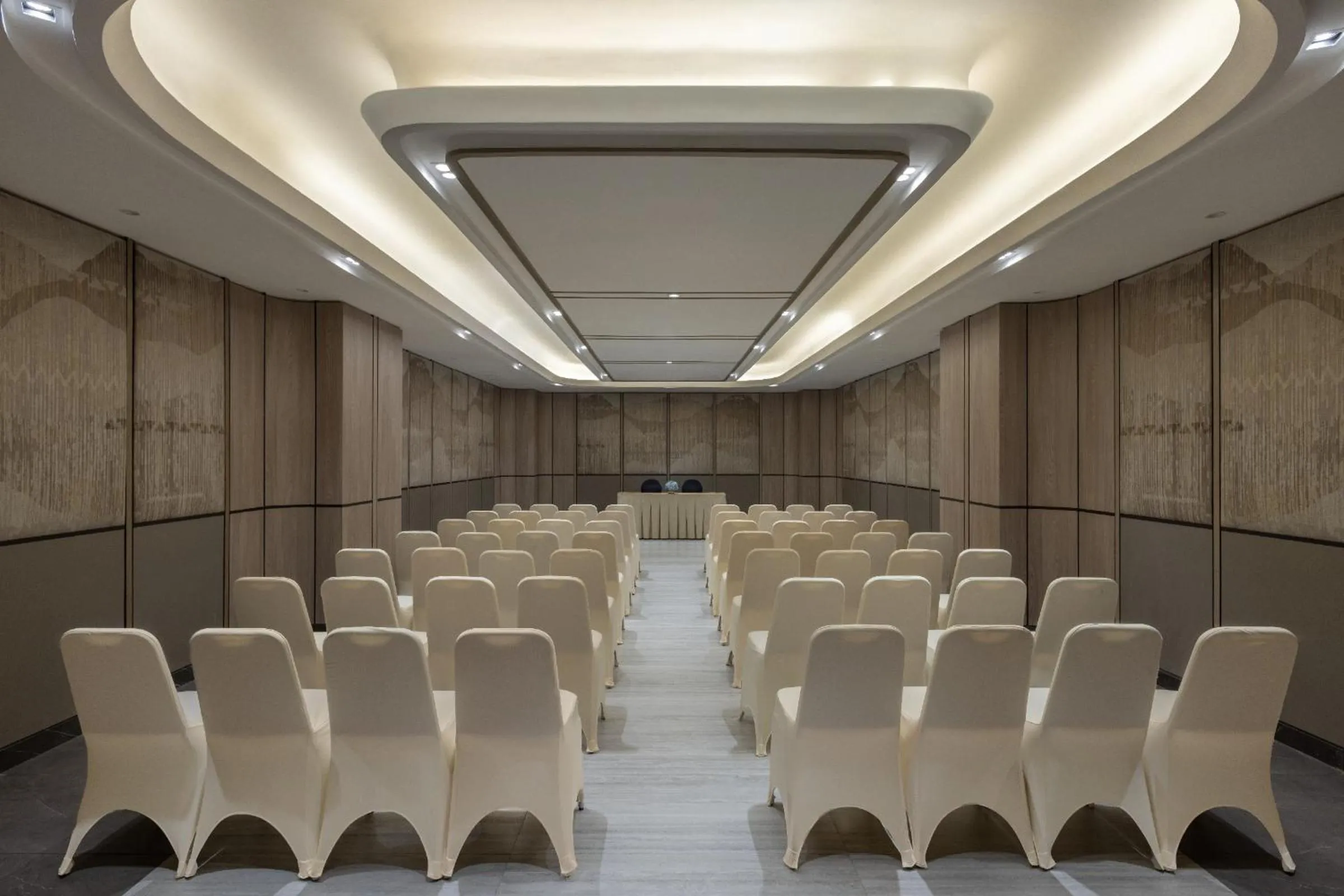 Meeting/conference room in Hotel Santika Premiere Lampung