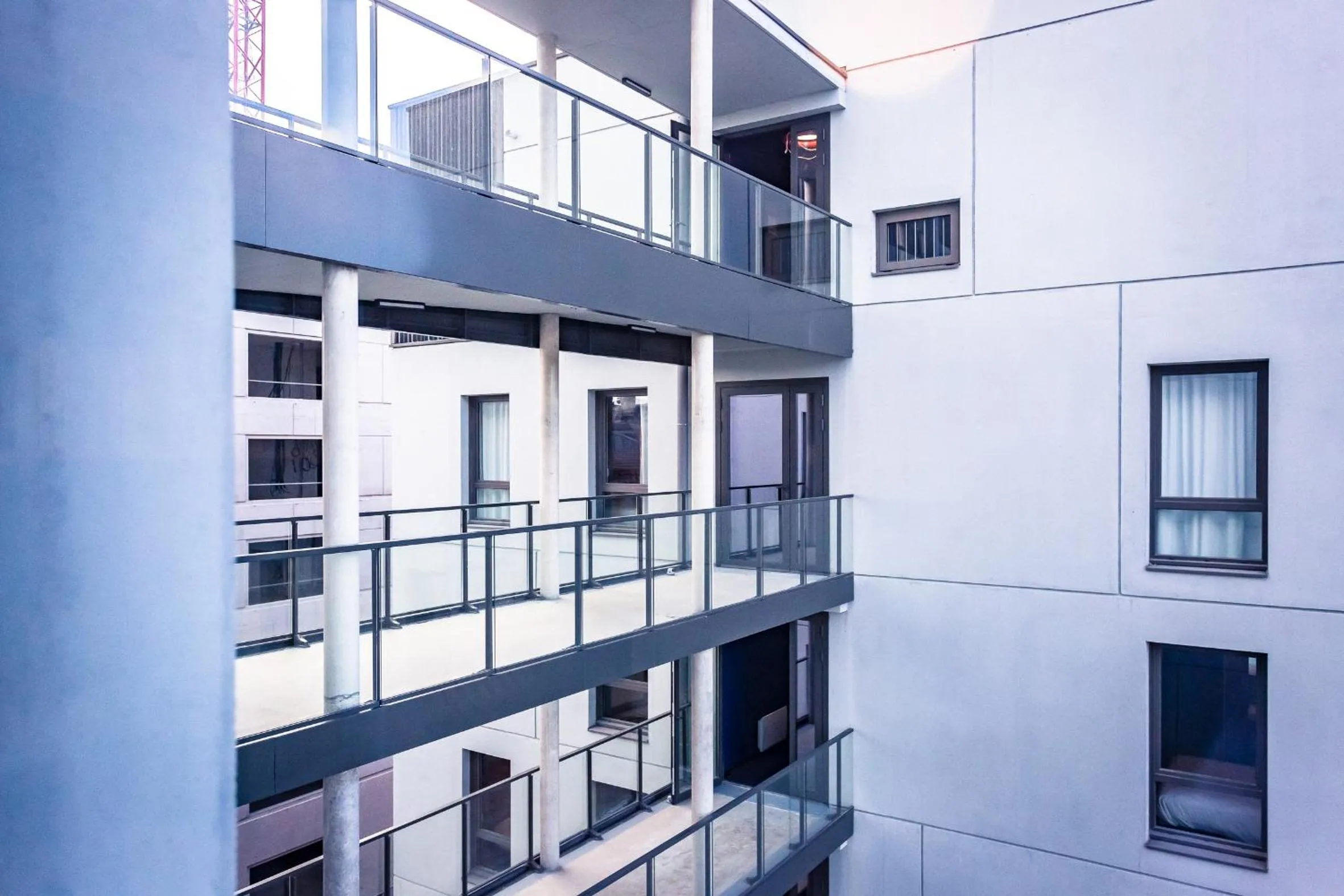 Property building in JOST Hôtel Le Havre Centre Gare