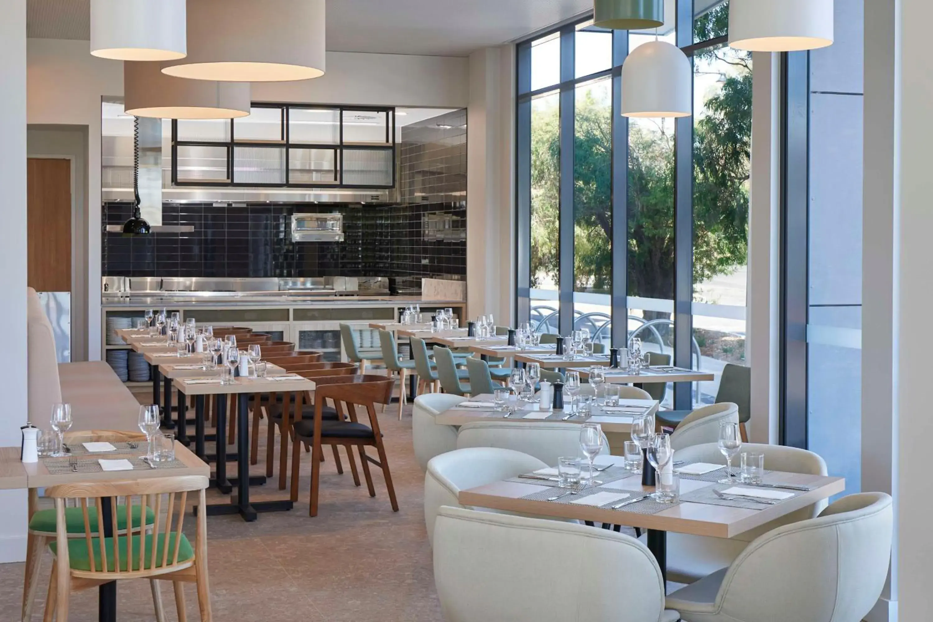 Restaurant/places to eat in Hilton Garden Inn Busselton Restaurant/places to eat in Hilton Garden Inn Busselton