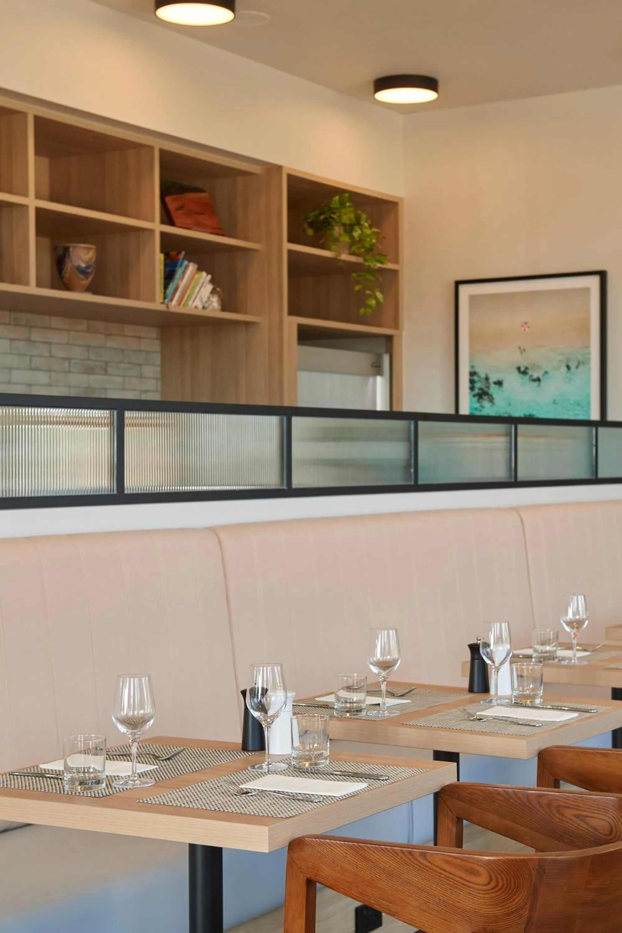 Restaurant/places to eat in Hilton Garden Inn Busselton