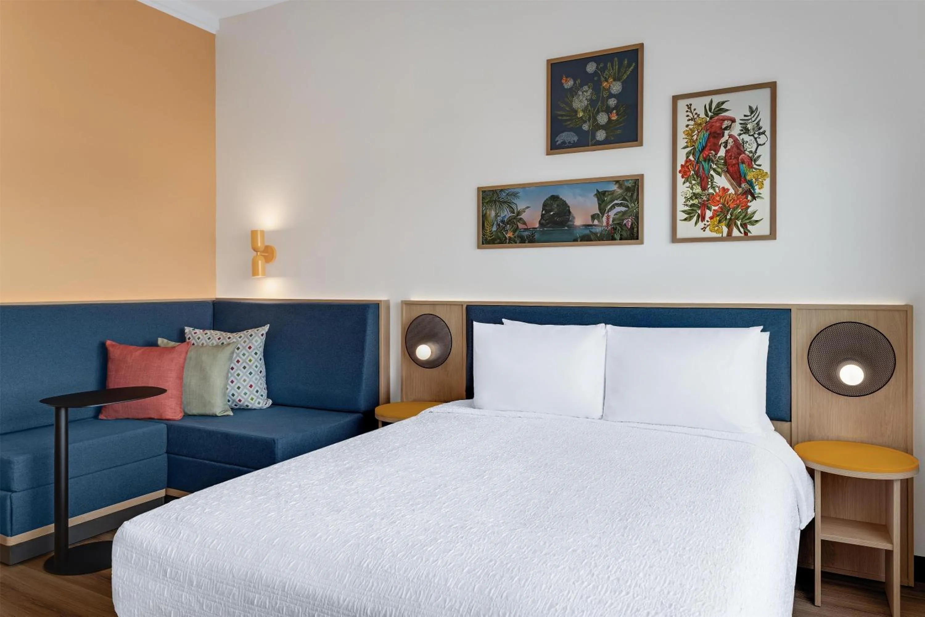 Living room, Bed in Hampton By Hilton Guanacaste Airport