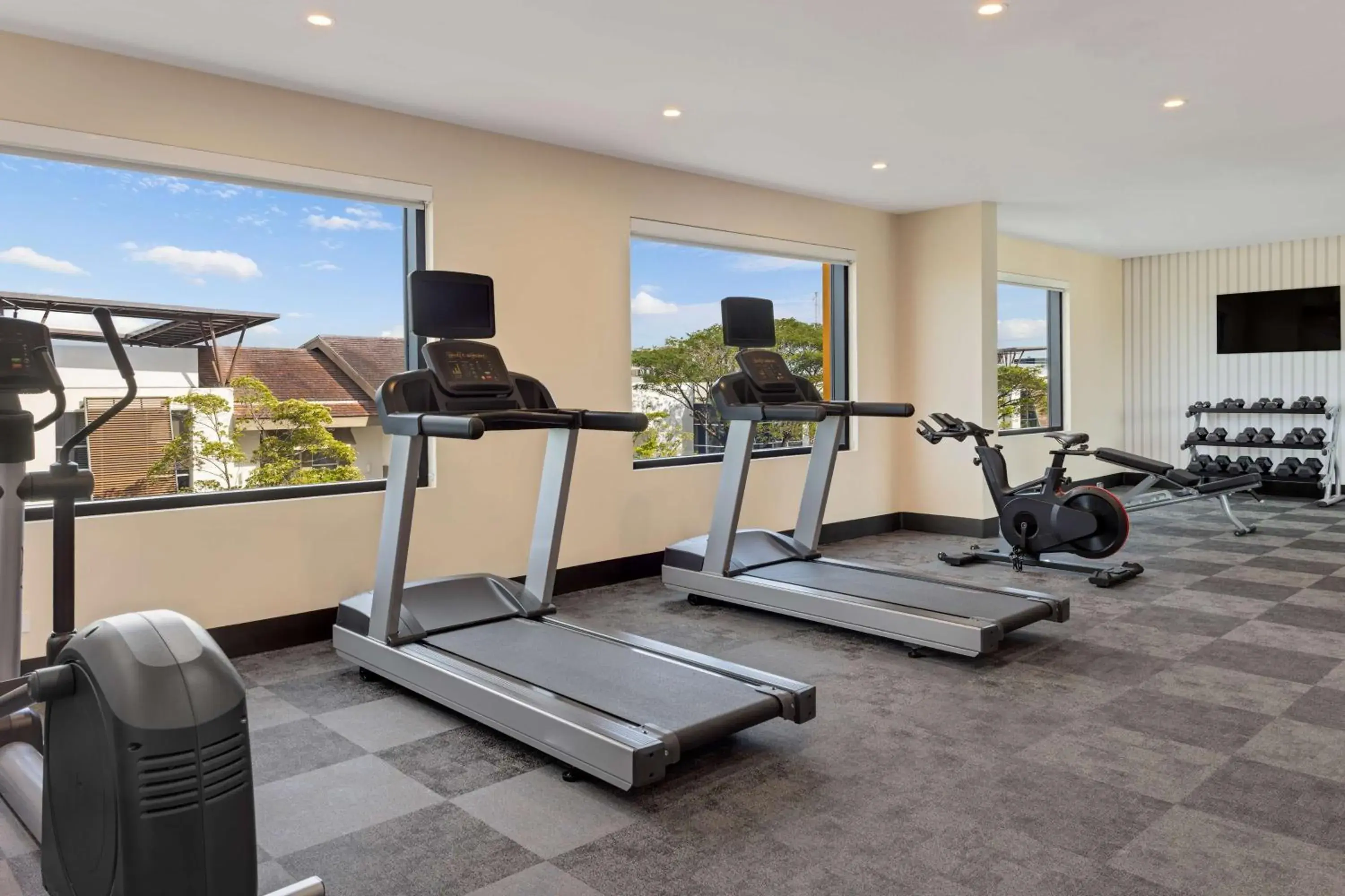 Fitness centre/facilities in Hampton By Hilton Guanacaste Airport Fitness centre/facilities in Hampton By Hilton Guanacaste Airport