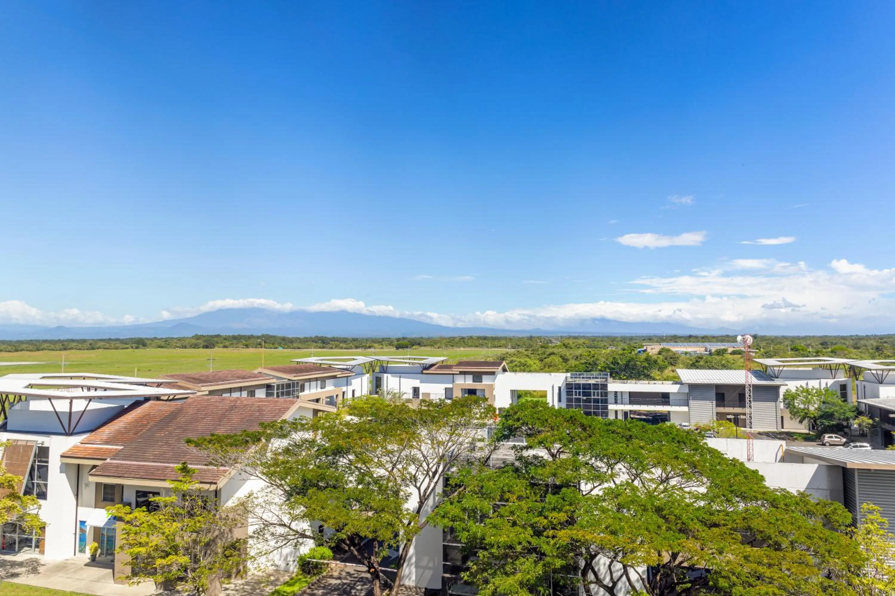 Mountain view in Hampton By Hilton Guanacaste Airport