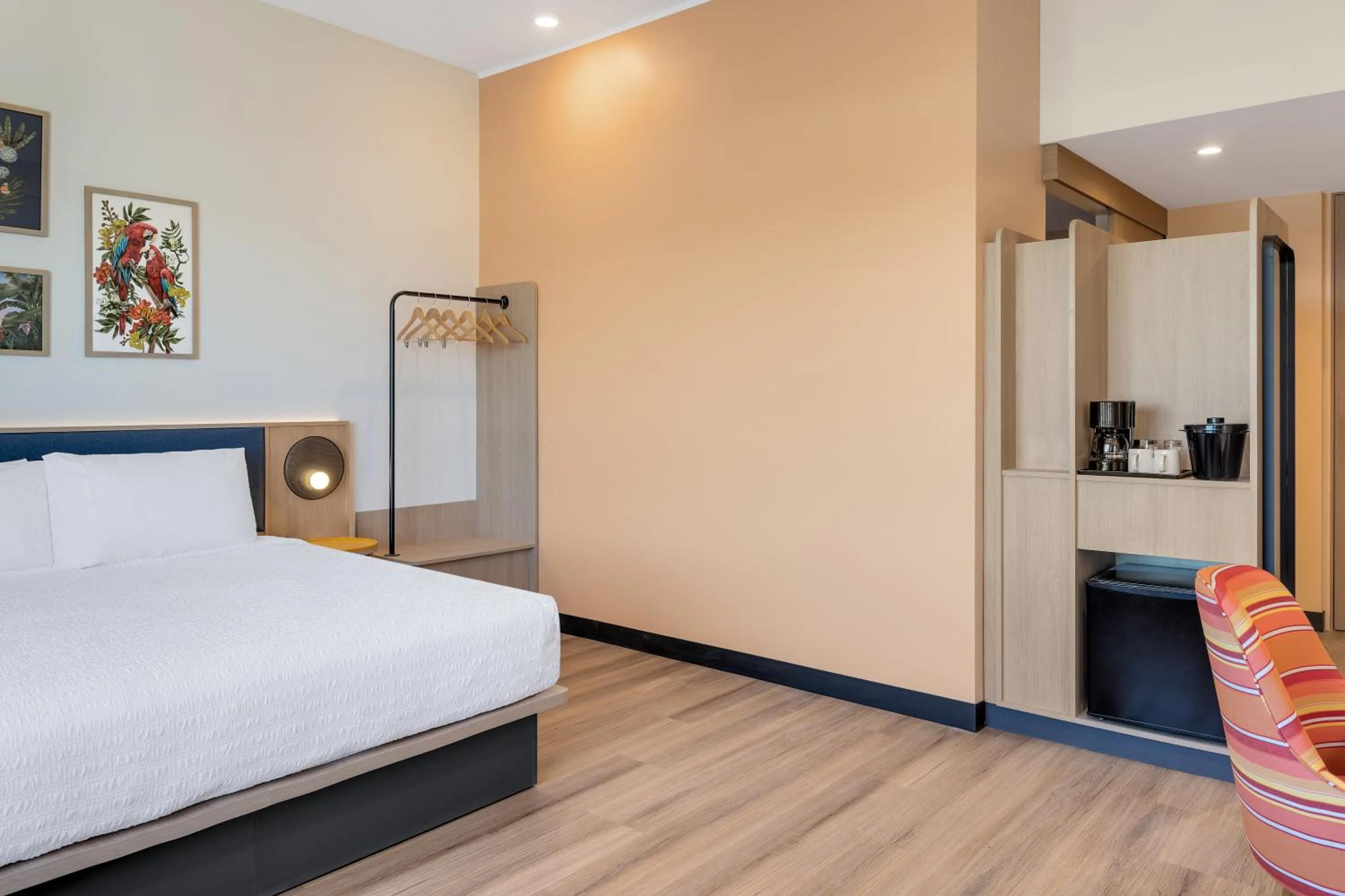 Bedroom, Bed in Hampton By Hilton Guanacaste Airport