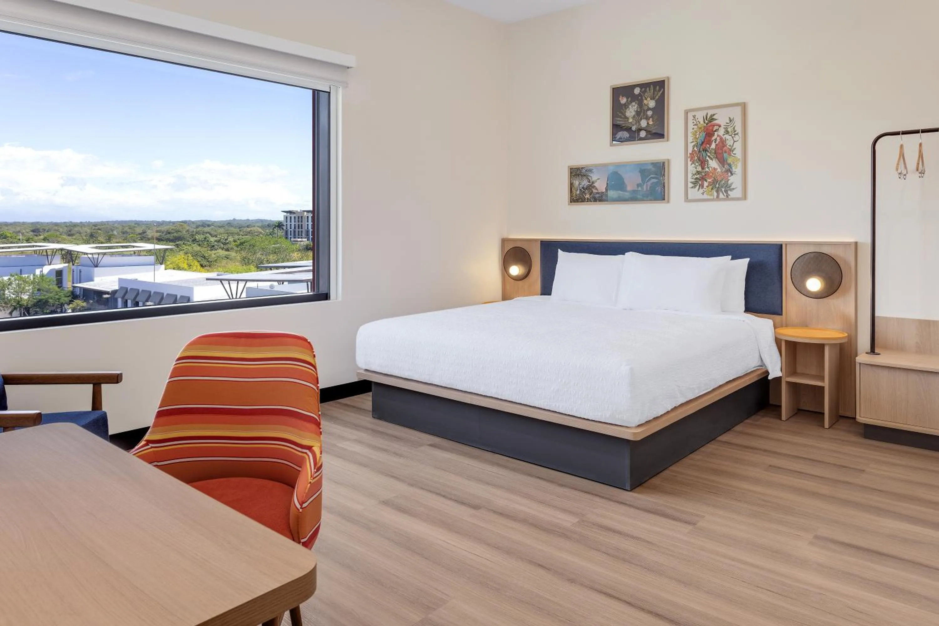 Bedroom, Bed in Hampton By Hilton Guanacaste Airport