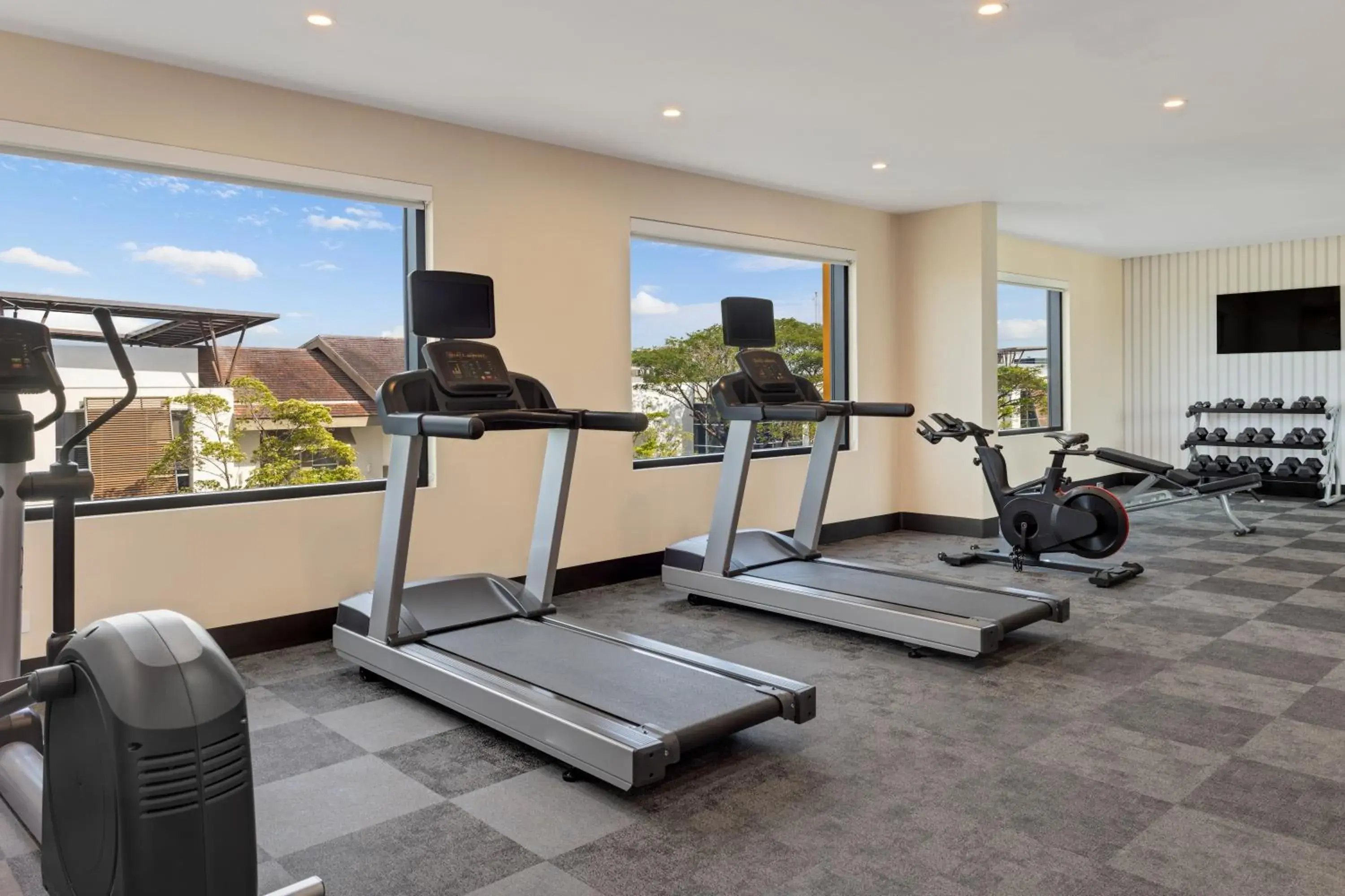 Fitness centre/facilities in Hampton By Hilton Guanacaste Airport Fitness centre/facilities in Hampton By Hilton Guanacaste Airport