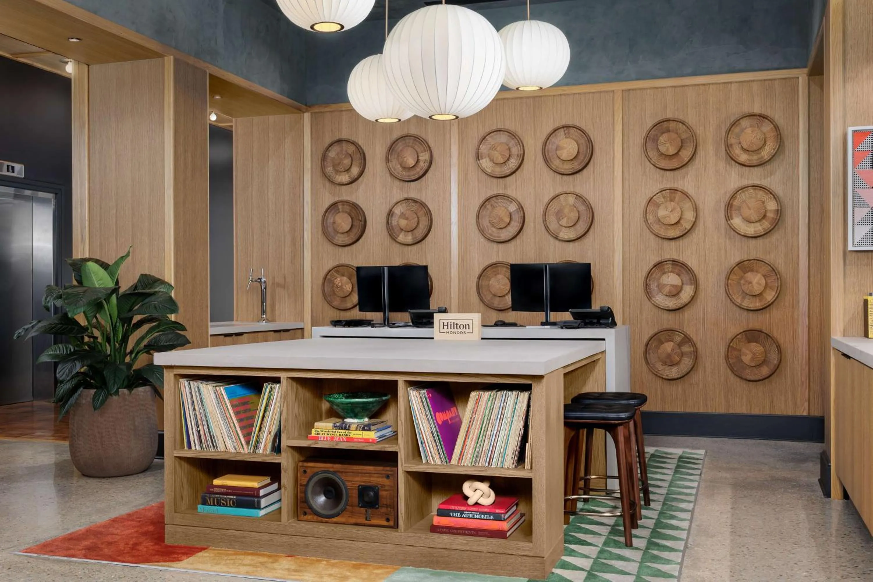 Business facilities in Motto By Hilton Bentonville Downtown