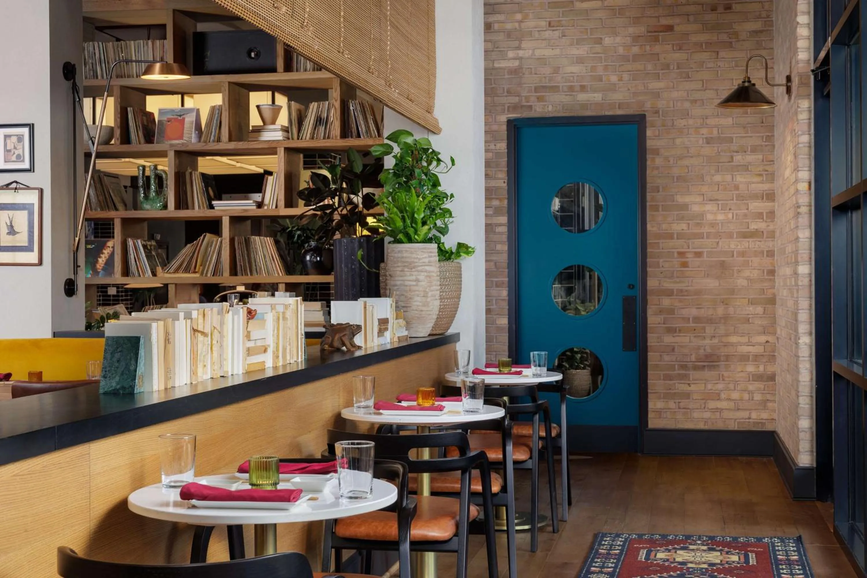 Restaurant/places to eat in Motto By Hilton Bentonville Downtown