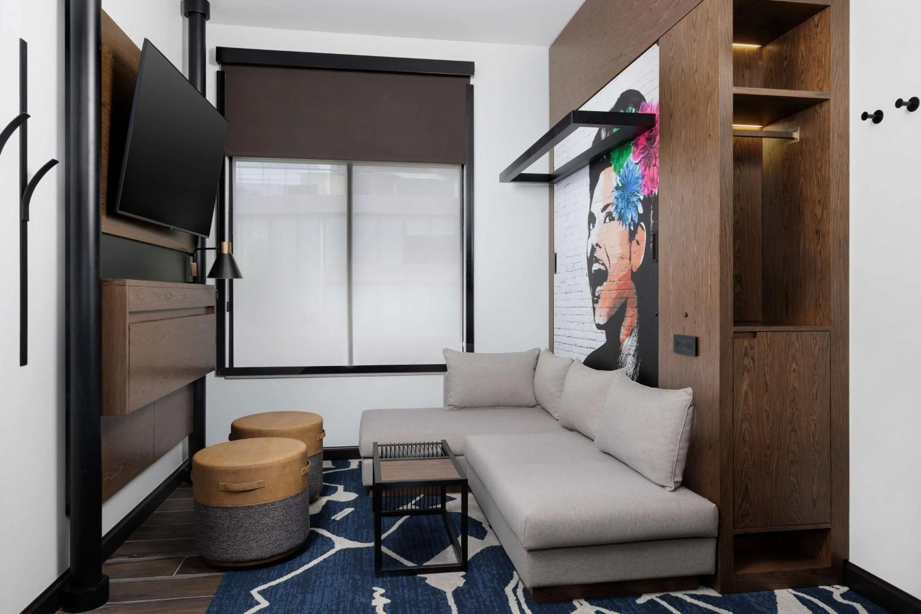 Living room in Motto By Hilton Bentonville Downtown