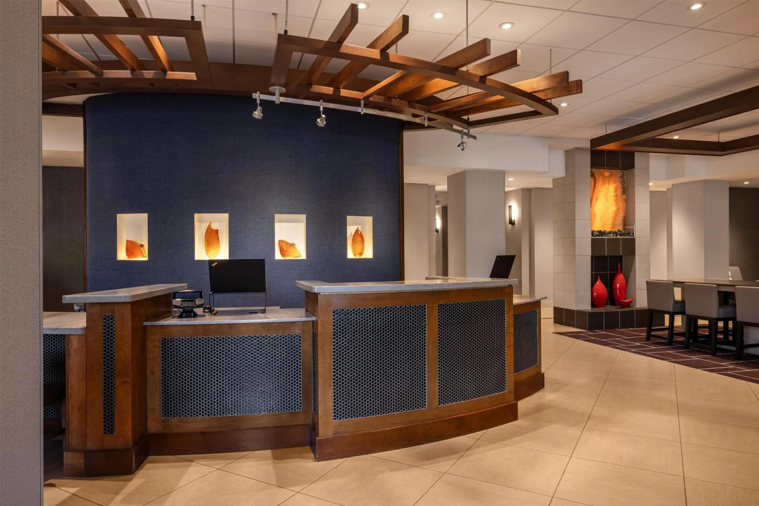 Lobby or reception in Hyatt Place Detroit/Utica
