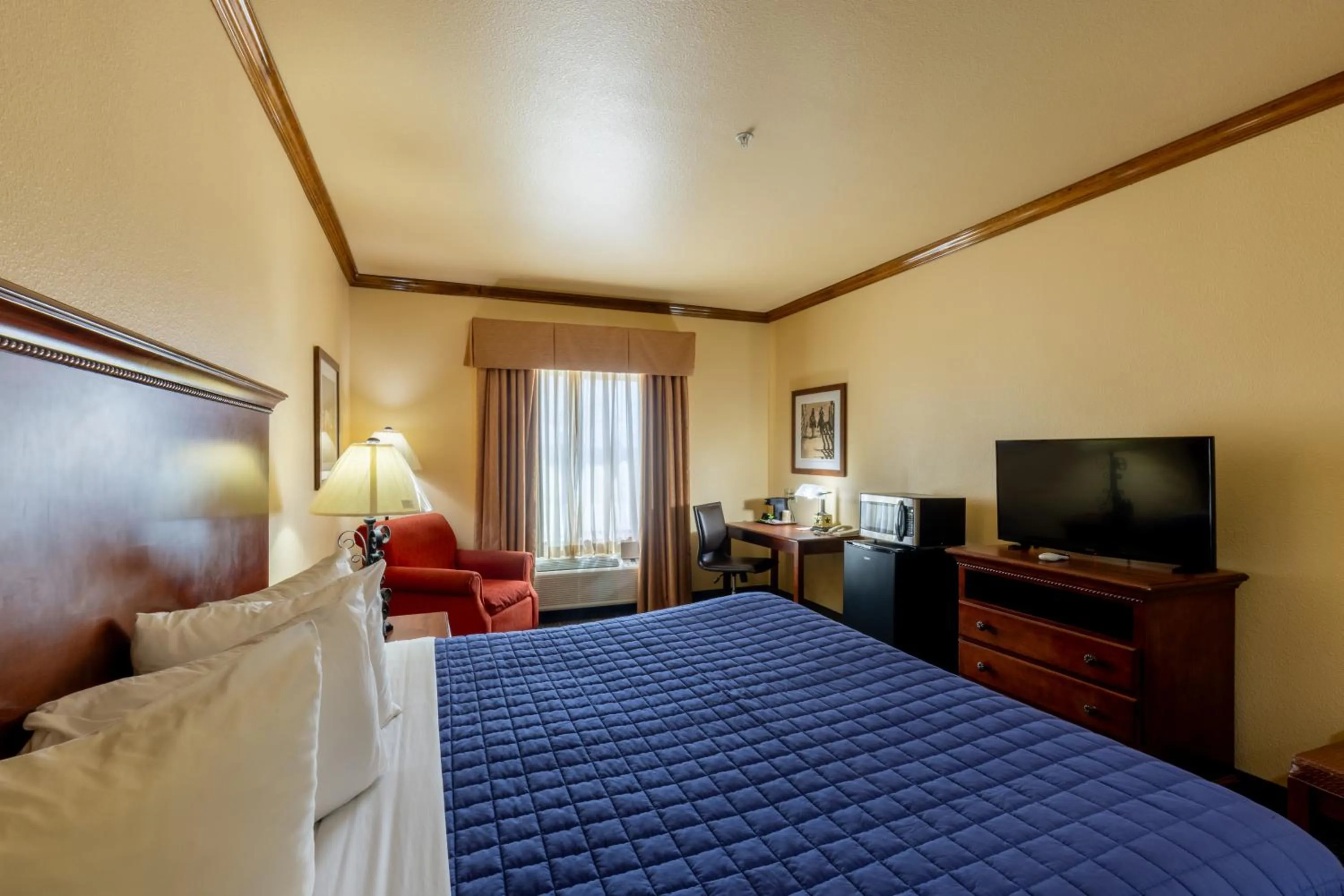 Bed in Hotel Texas Hallettsville