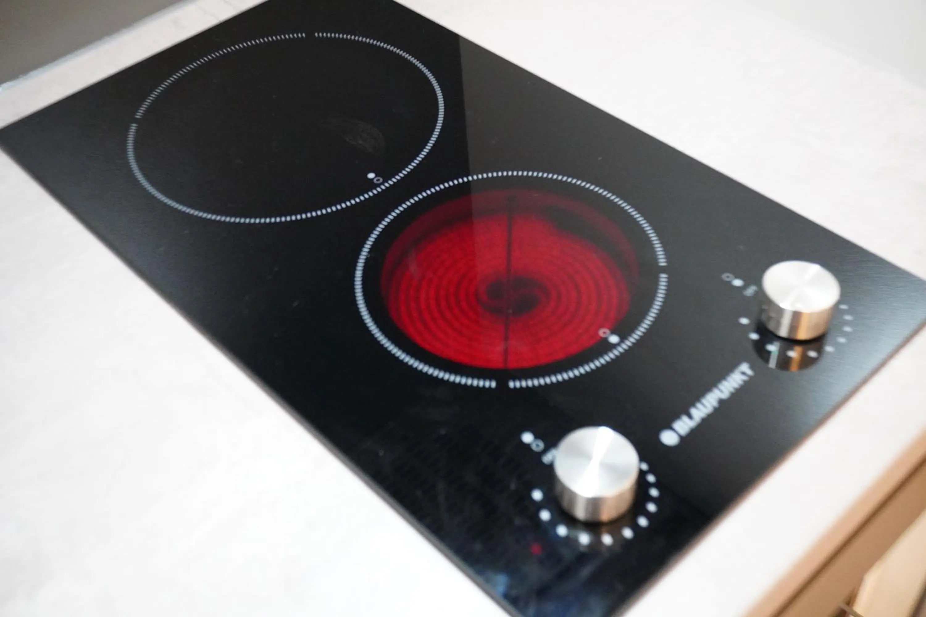 Kitchen or kitchenette in Fair n Square Hotel 24 Stunden Self-Check In