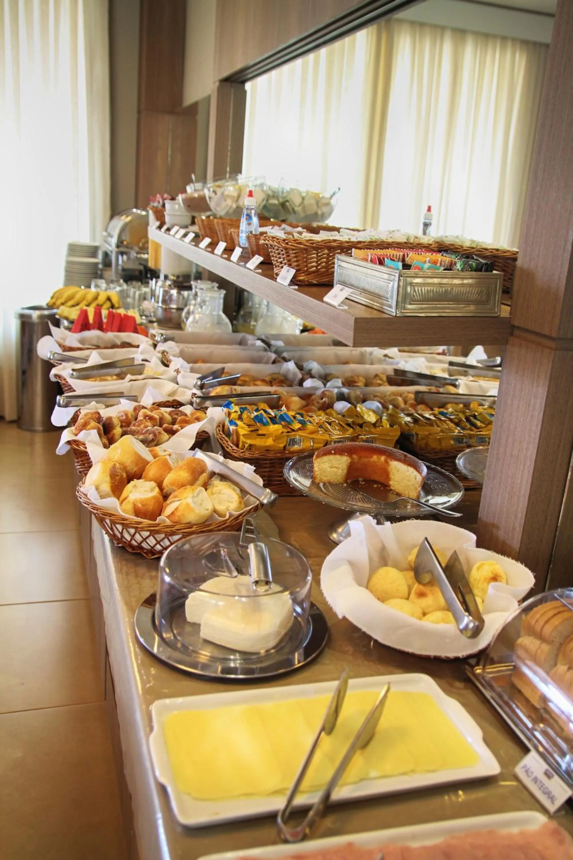 Food and drinks in Orion Inn Hotel