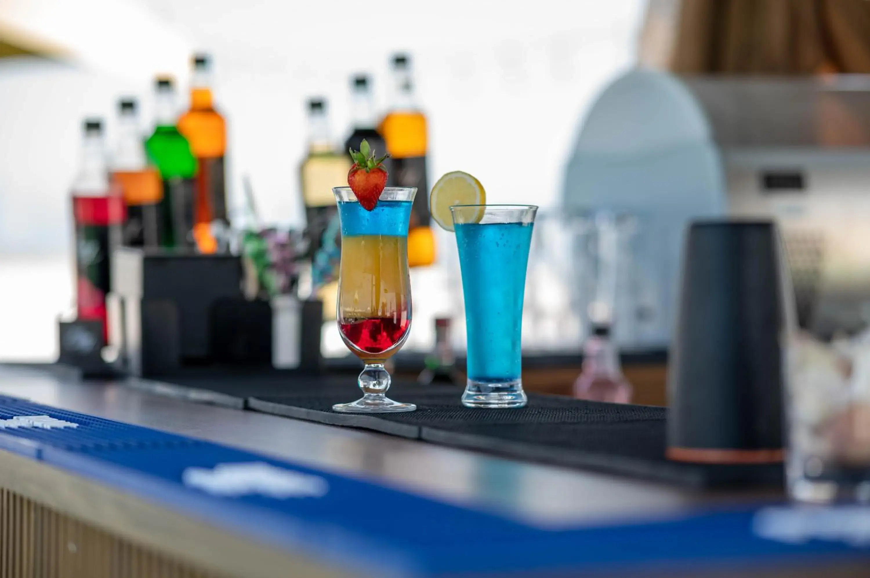 Lounge or bar in Sea Point Hotel Dubai Islands Formerly Park Regis by Prince Lounge or bar in Sea Point Hotel Dubai Islands Formerly Park Regis by Prince