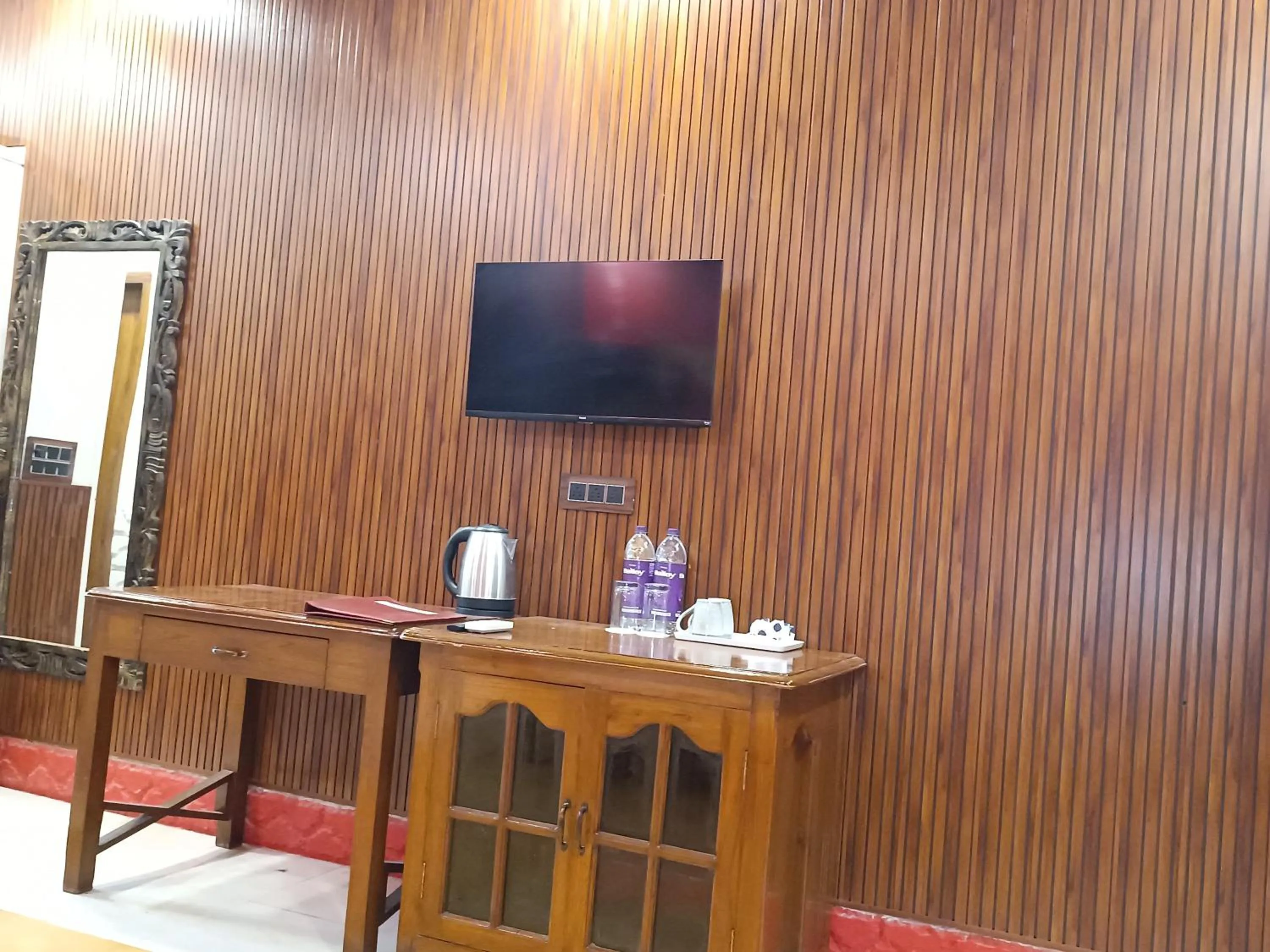 TV and multimedia in The Grand Aurra Resorts