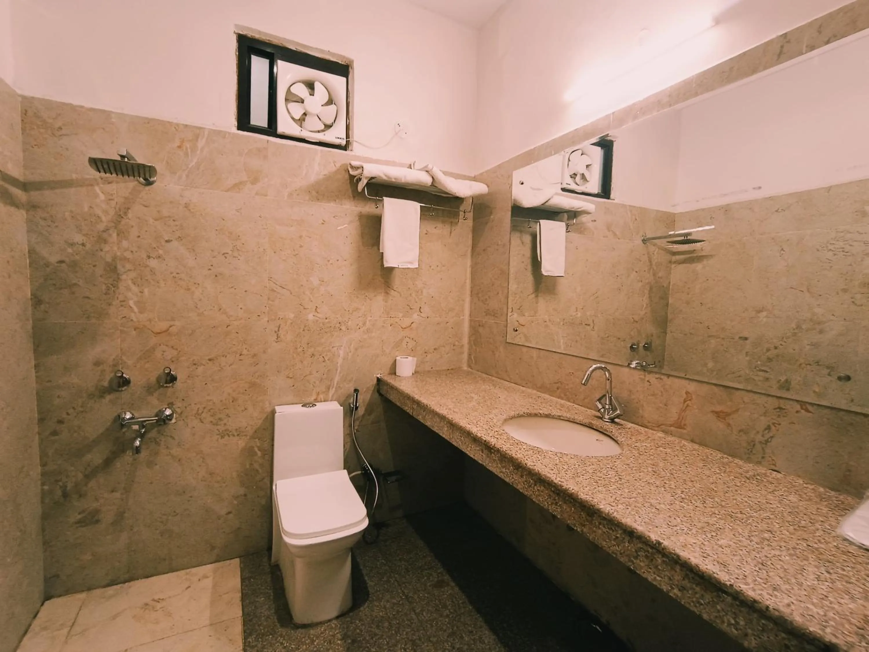 Shower in The Grand Aurra Resorts