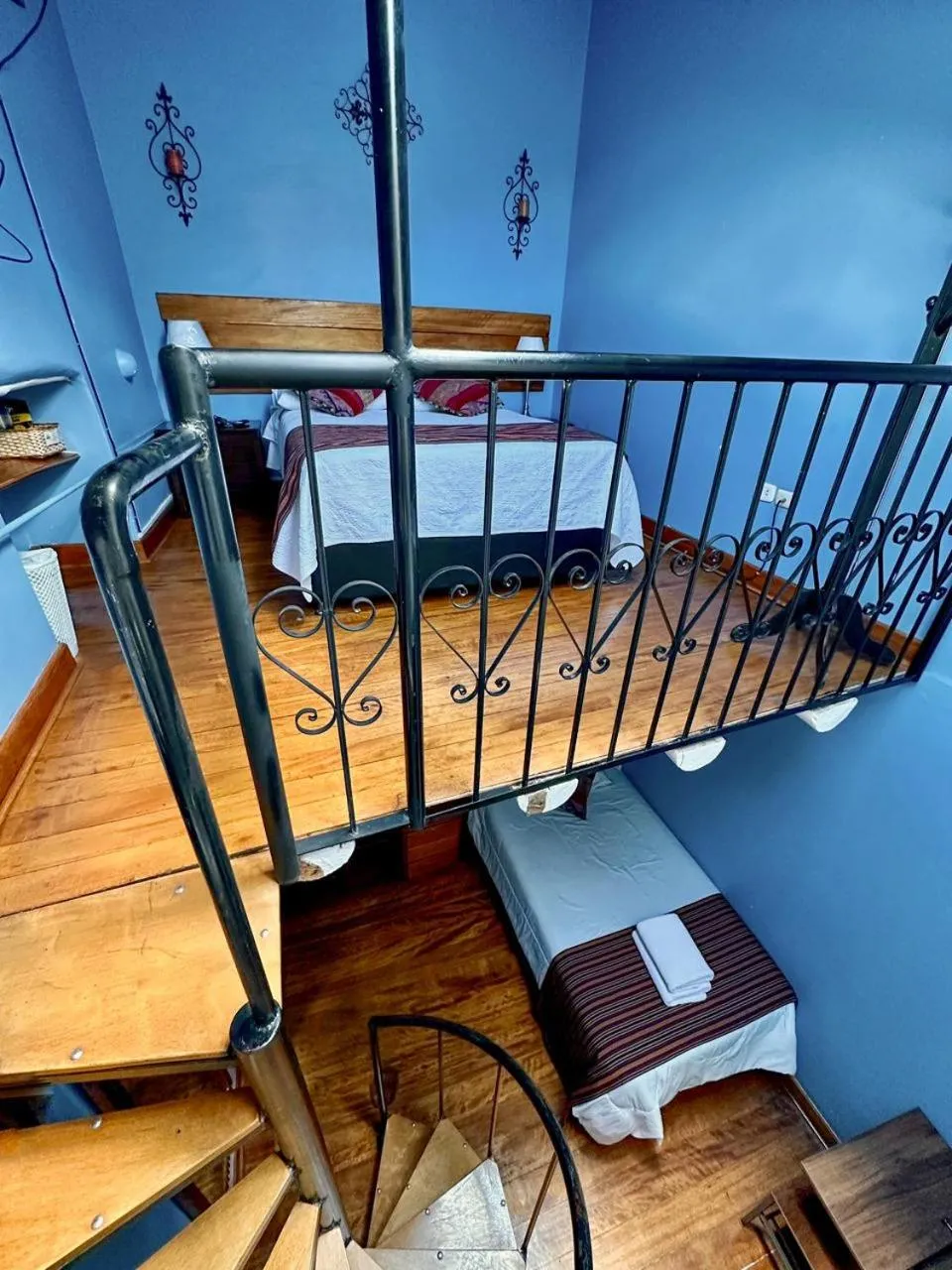 Photo of the whole room, Bed in Kori Gems Inn