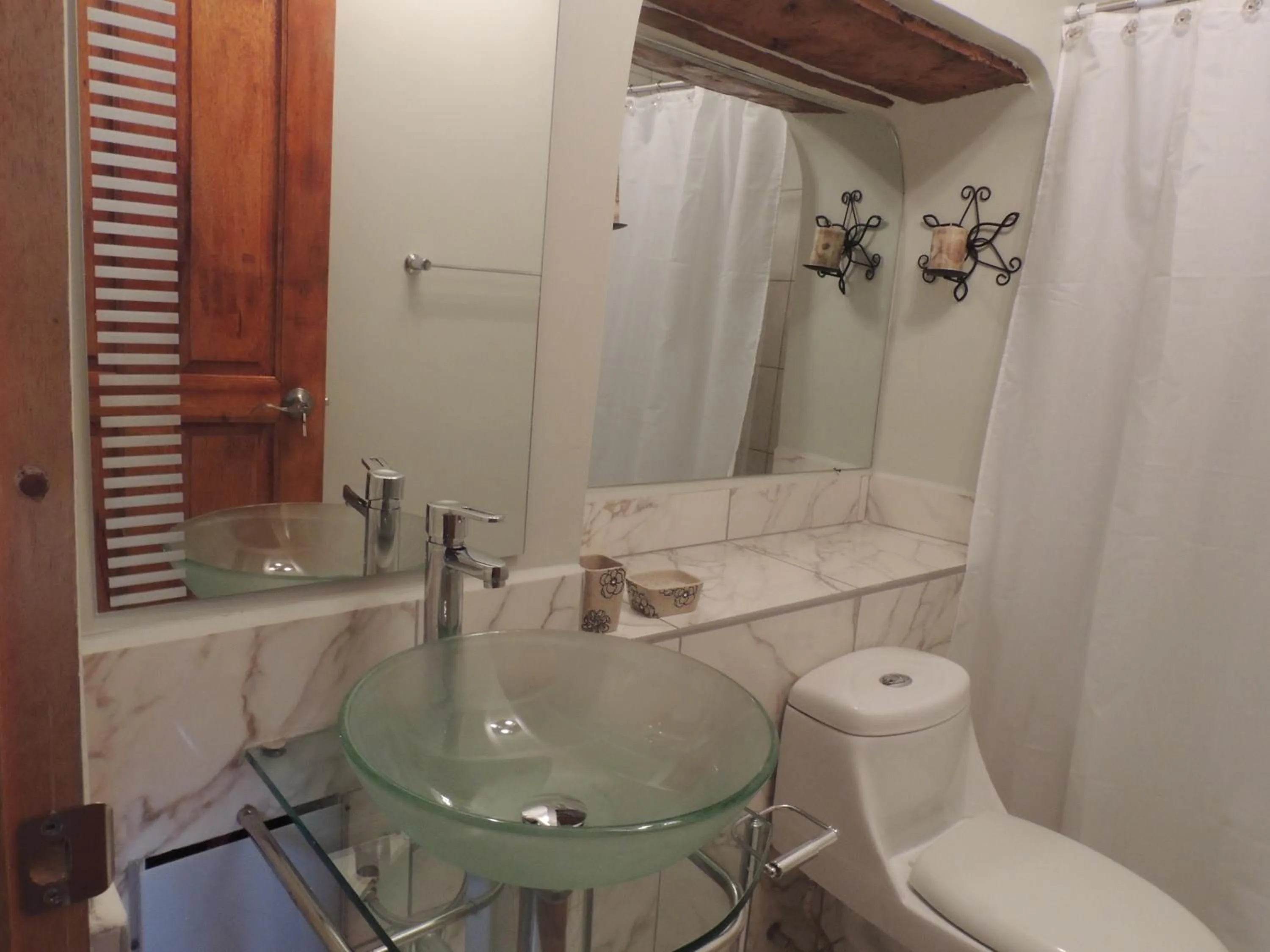 Bathroom in Kori Gems Inn