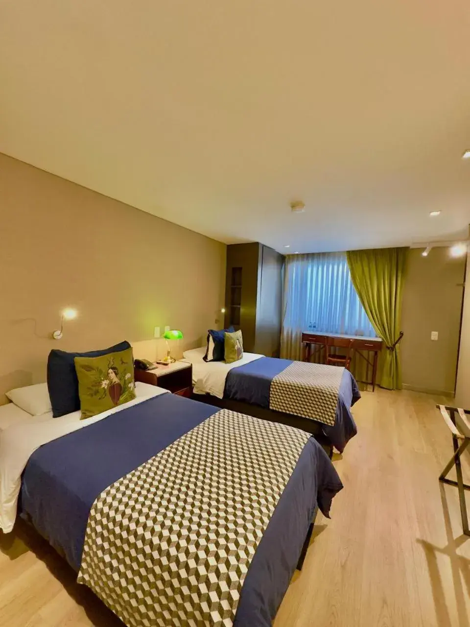 Bed in Hotel Regina Bed in Hotel Regina