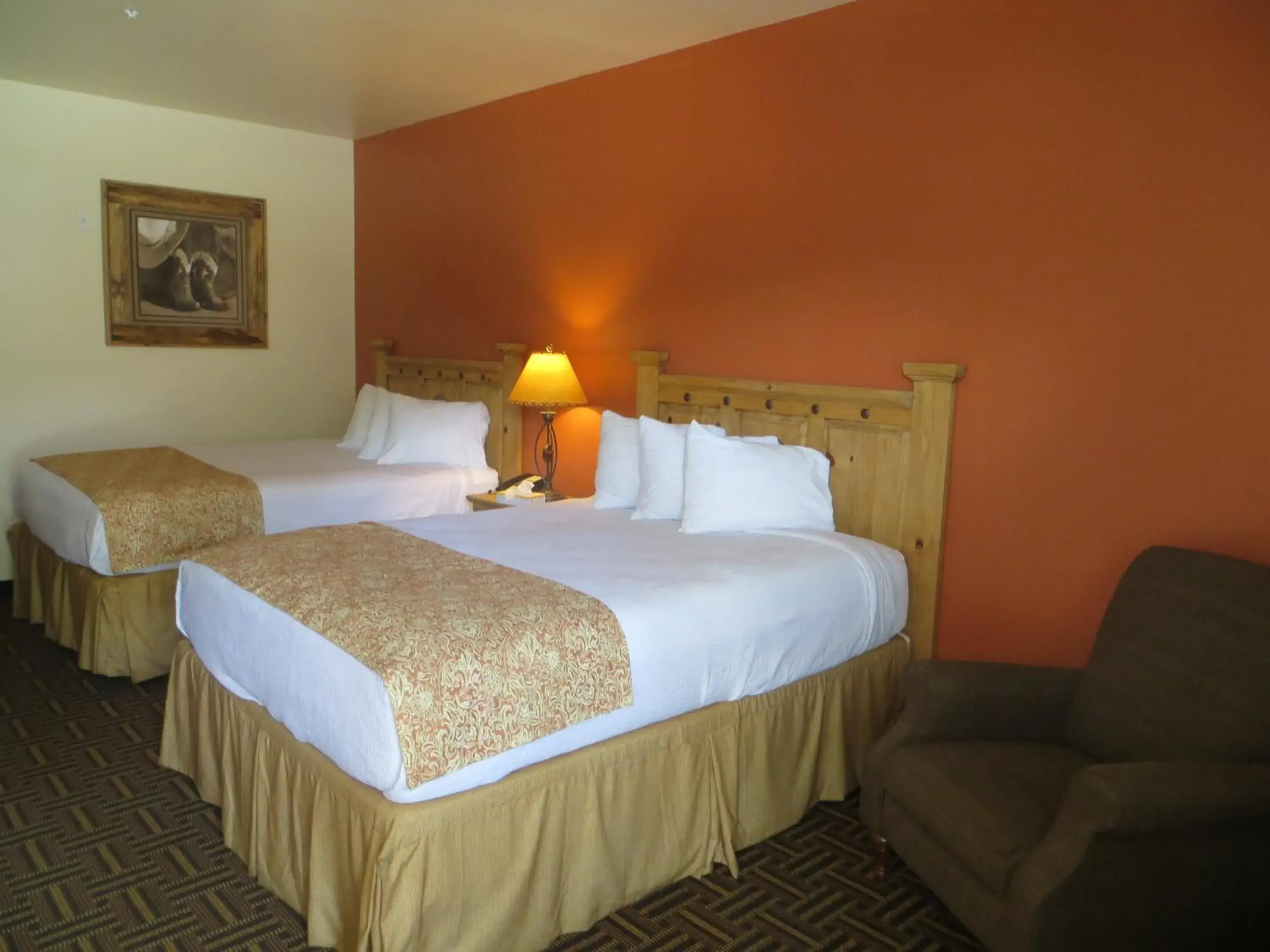 Queen Room with Two Queen Beds in Hotel Texas Cuero Queen Room with Two Queen Beds in Hotel Texas Cuero
