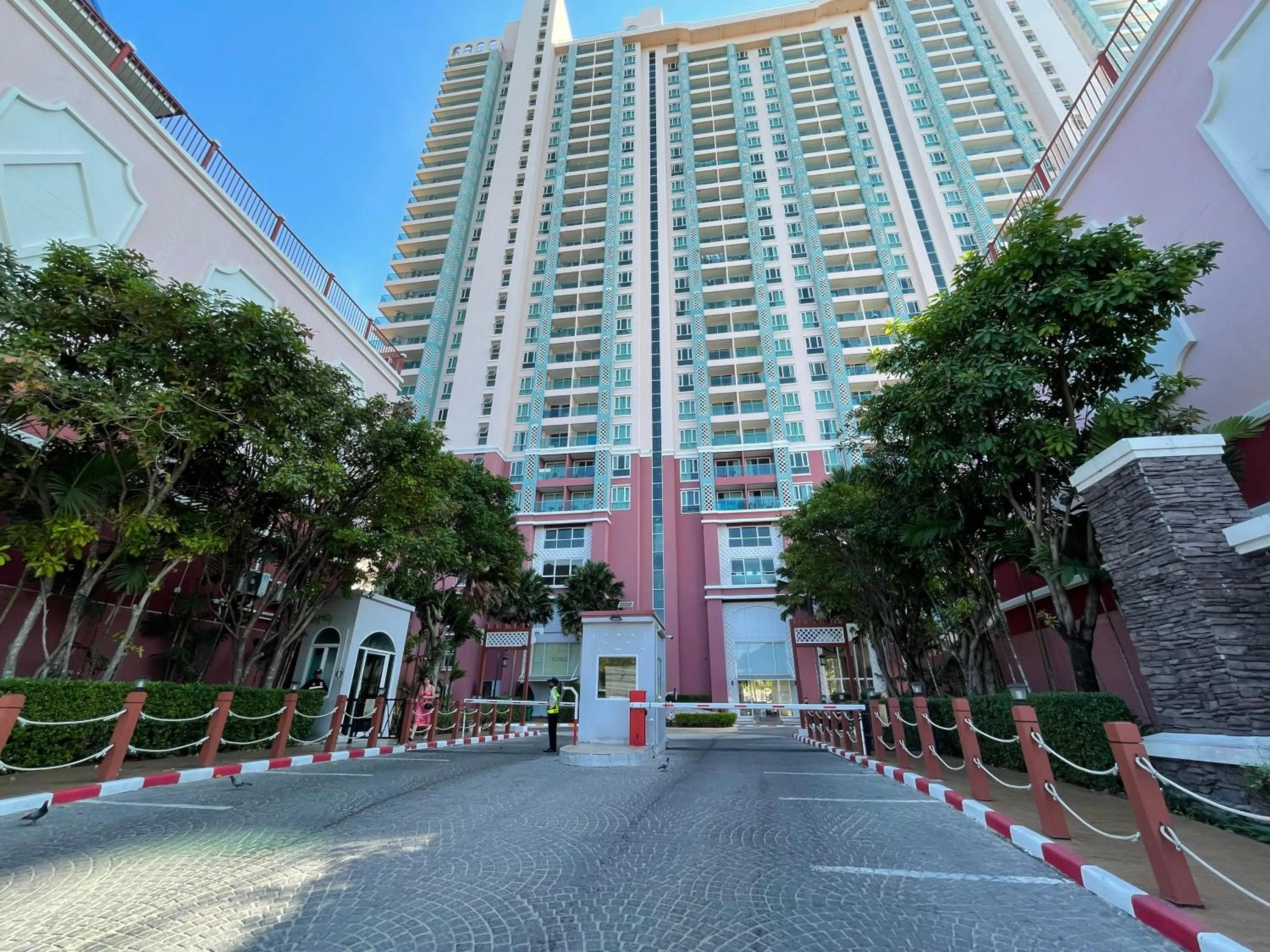 Property building in Grande Caribbean Condo Resort