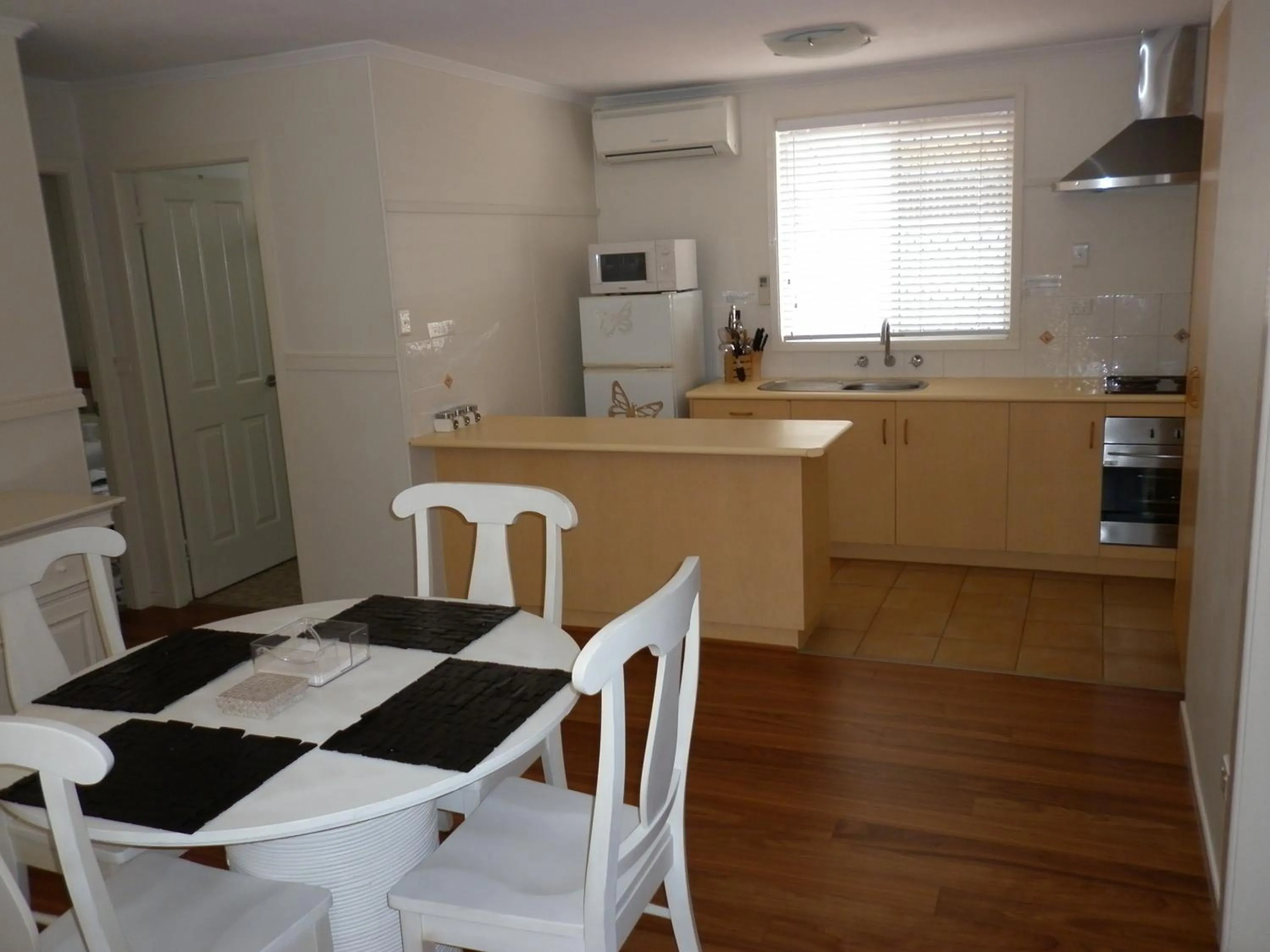 Oceana Holiday Units