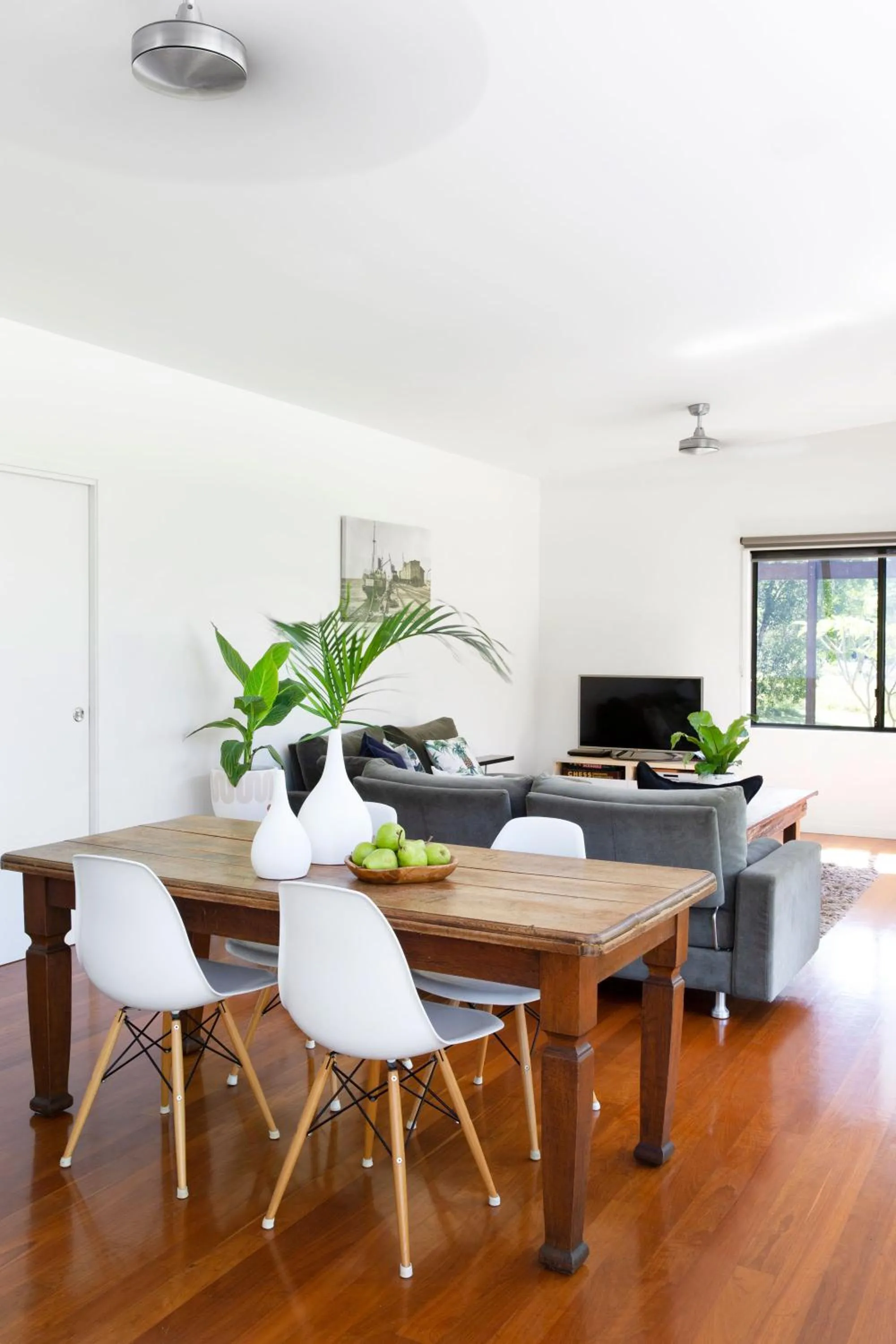 TV and multimedia in Lily Pad at Byron Bay