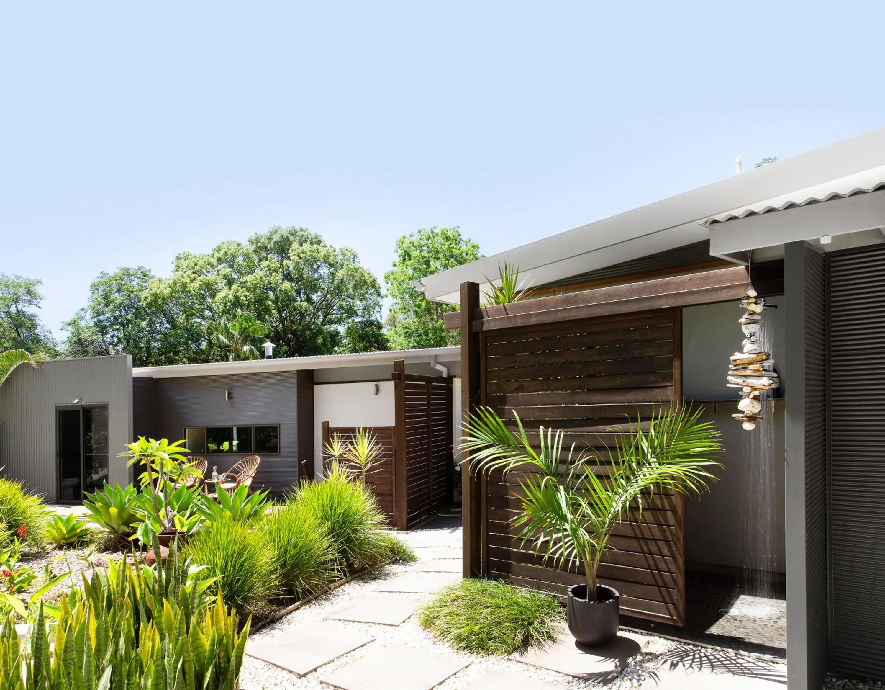 Facade/entrance in Lily Pad at Byron Bay