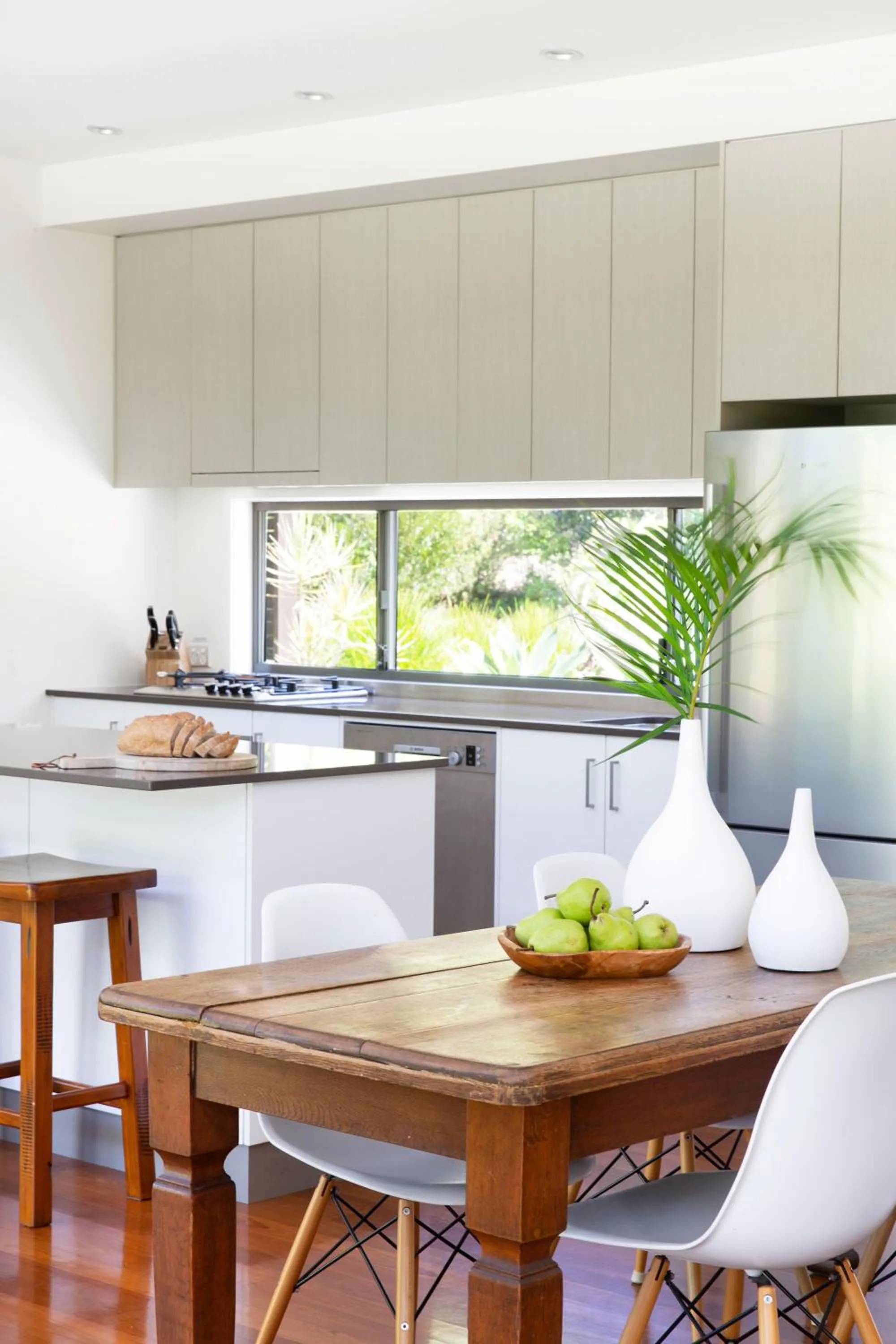 Kitchen or kitchenette in Lily Pad at Byron Bay