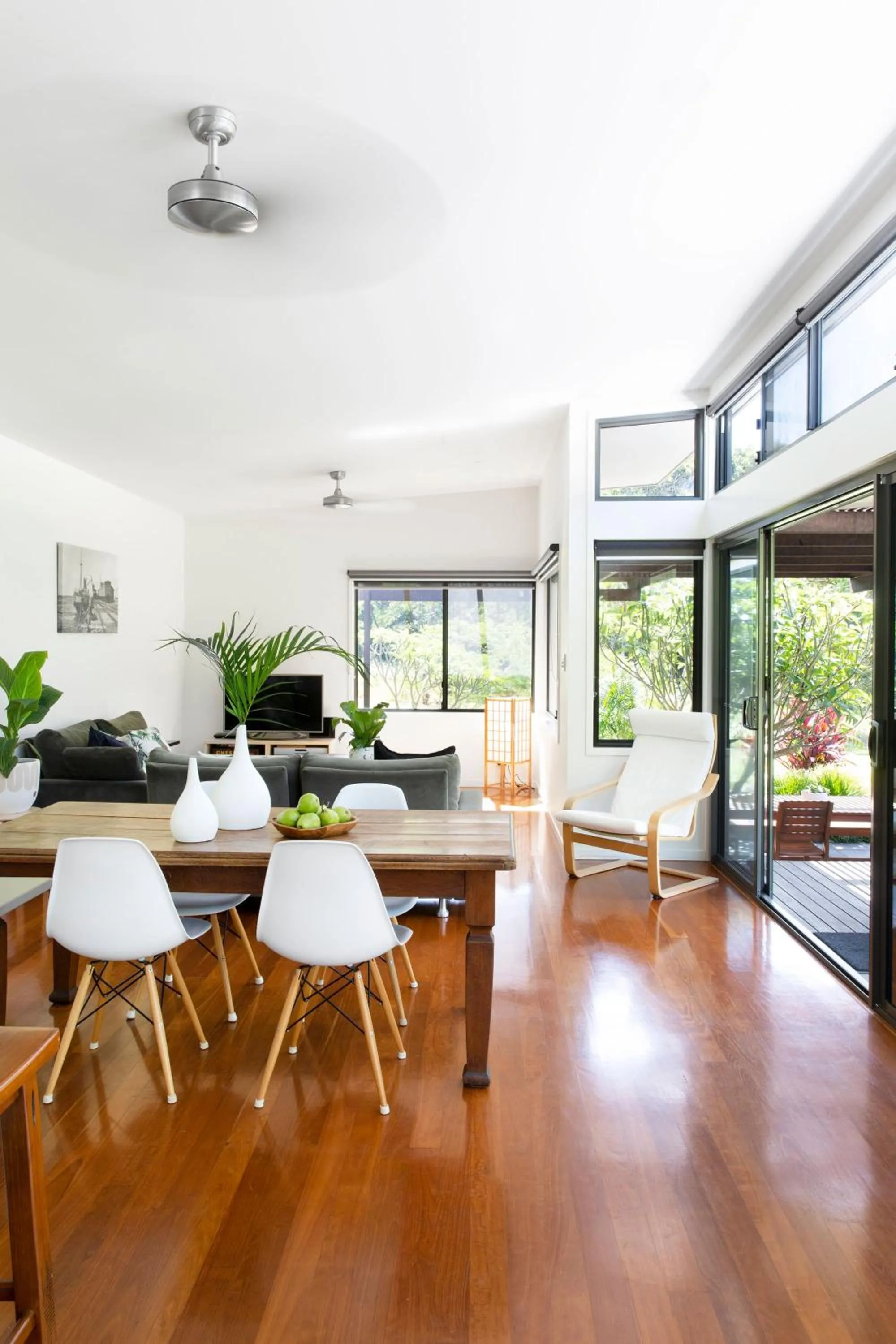 Living room in Lily Pad at Byron Bay