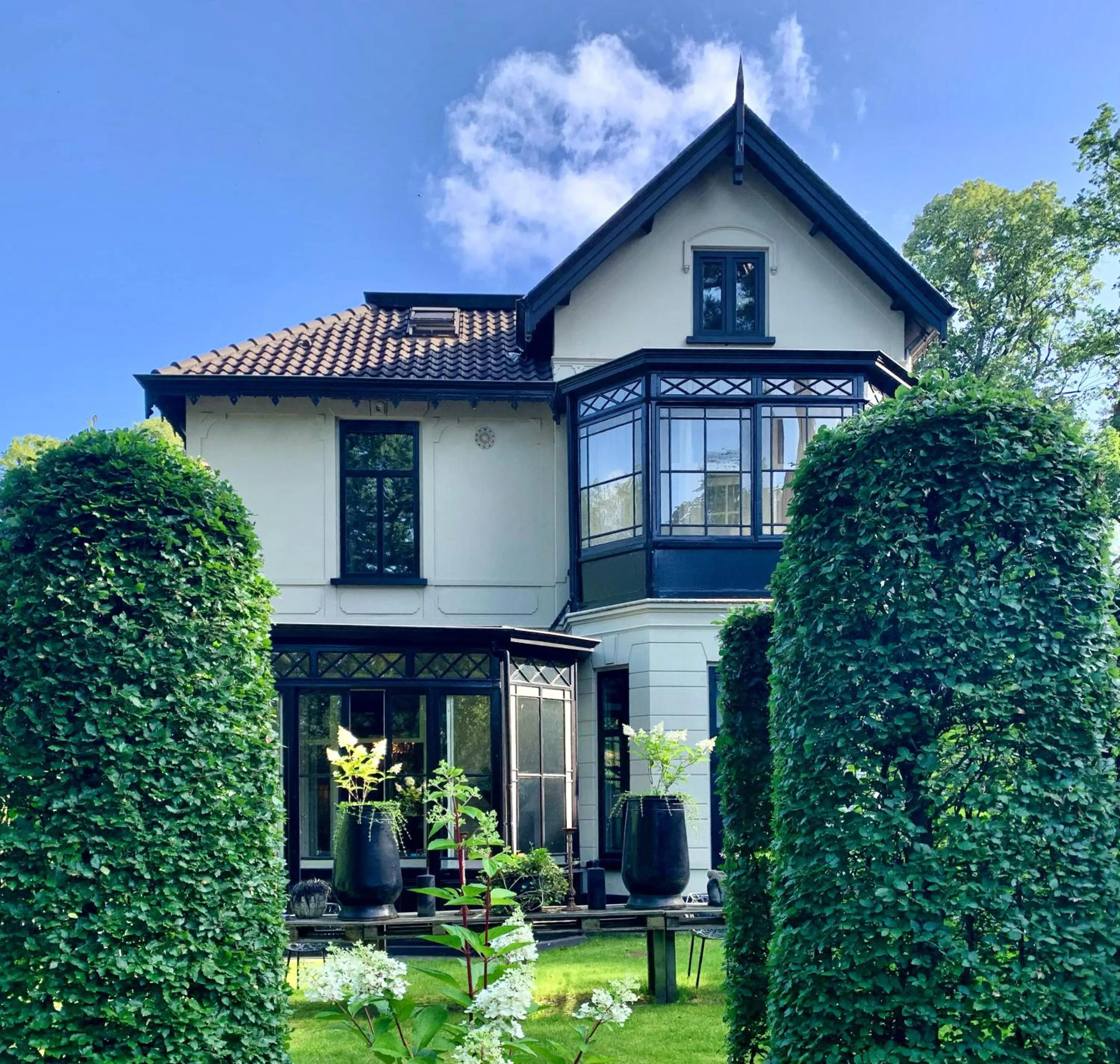 Garden in Boutique hotel Villa Trompenberg