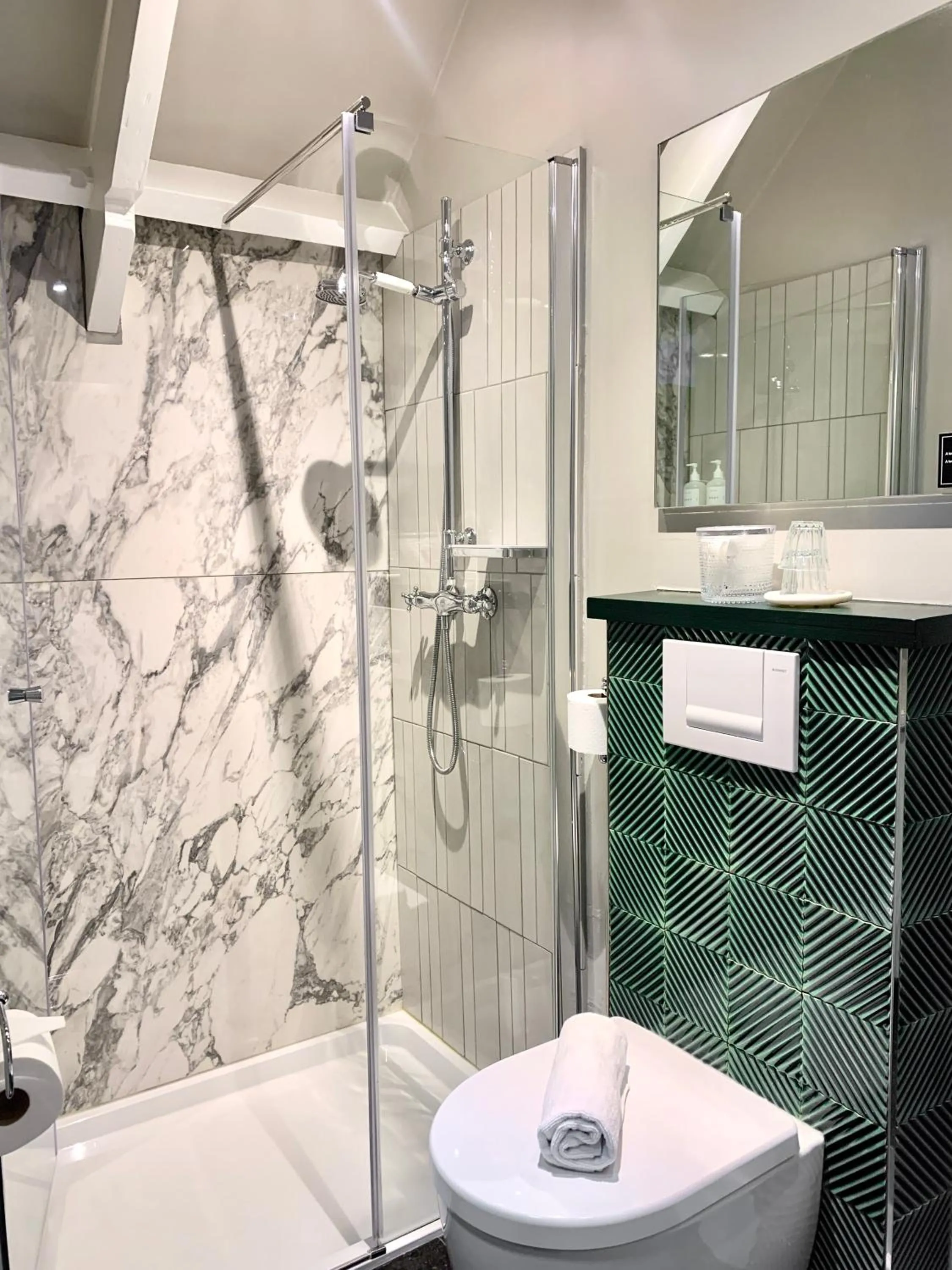 Bathroom in Boutique hotel Villa Trompenberg