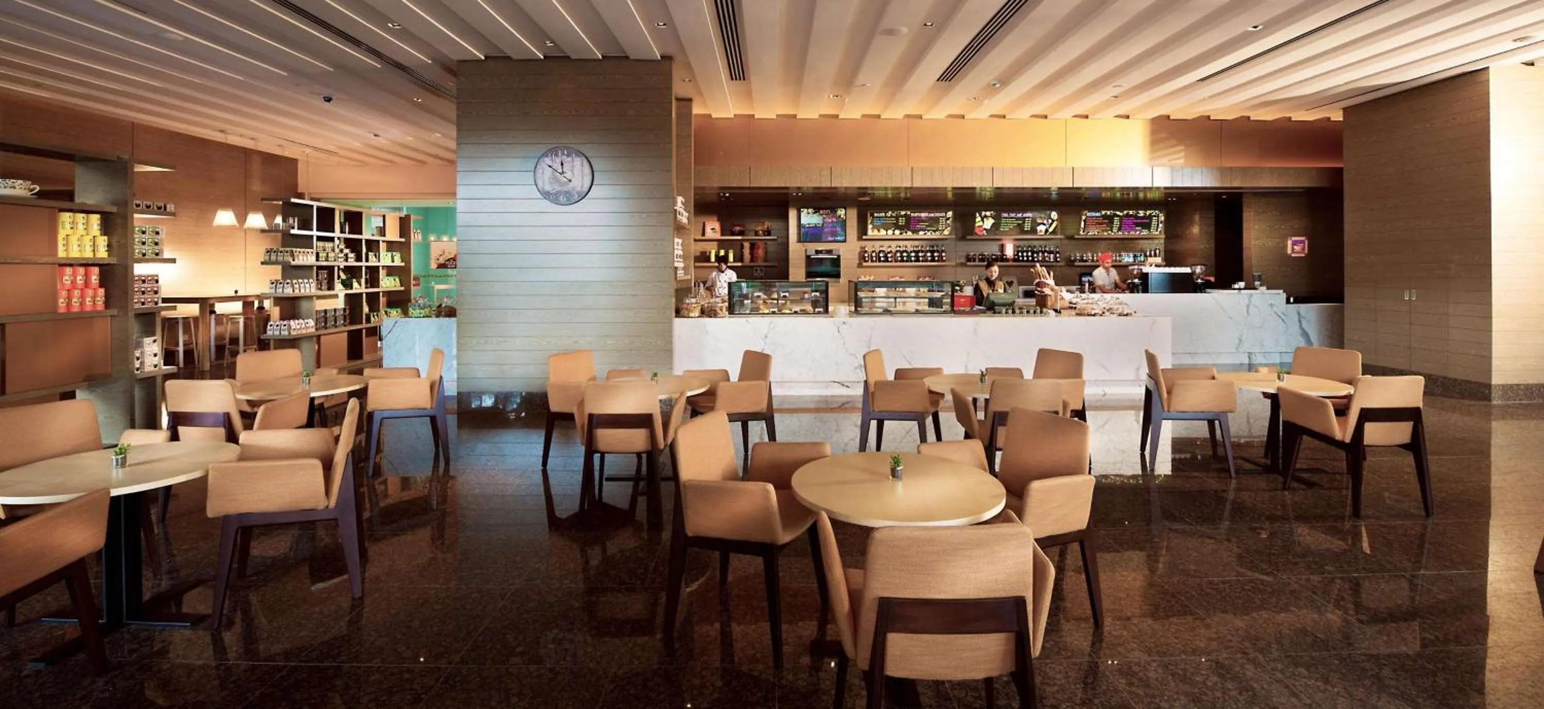 Restaurant/places to eat in DoubleTree by Hilton Johor Bahru