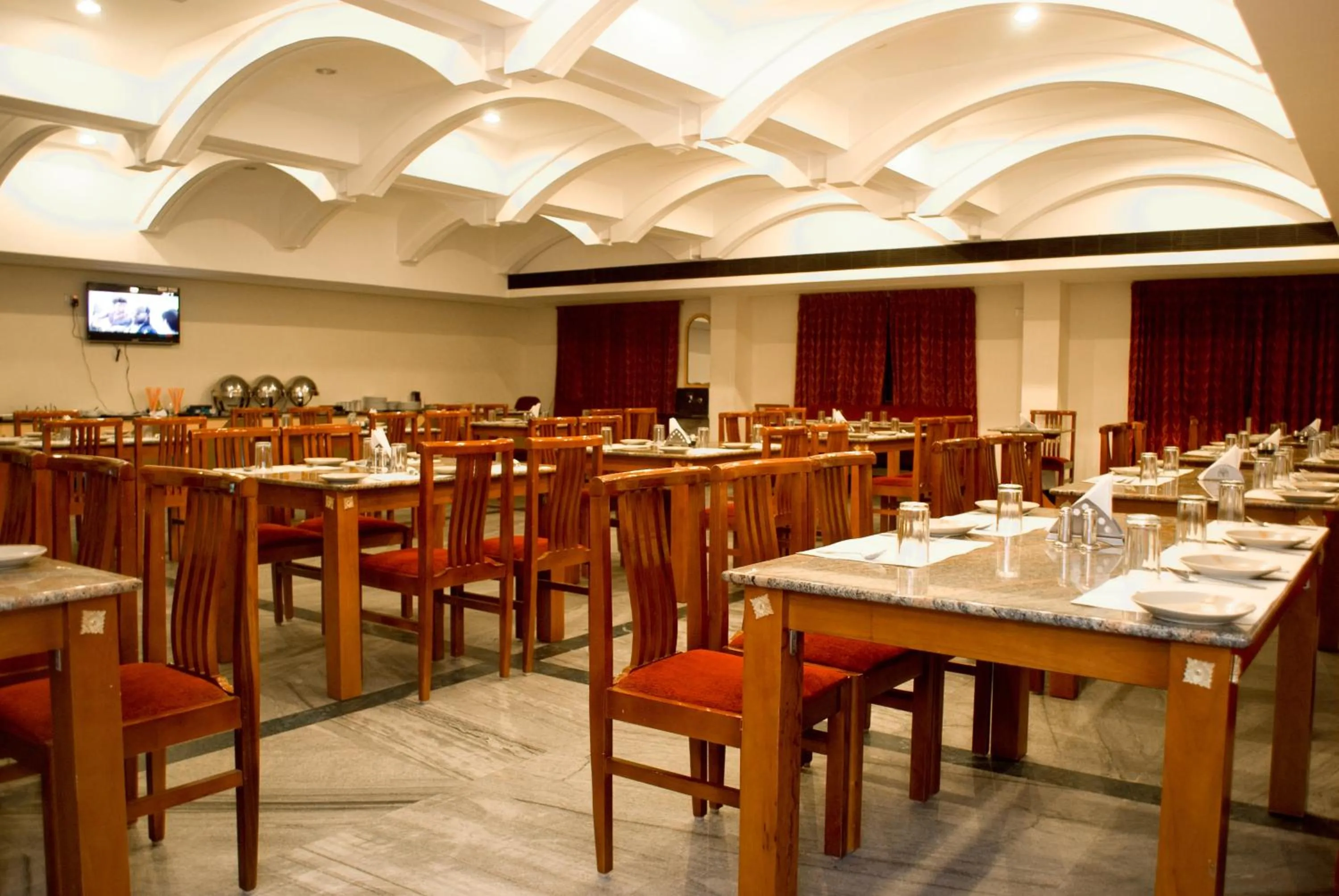 Restaurant/Places to Eat in Hotel Rajadhane Madurai