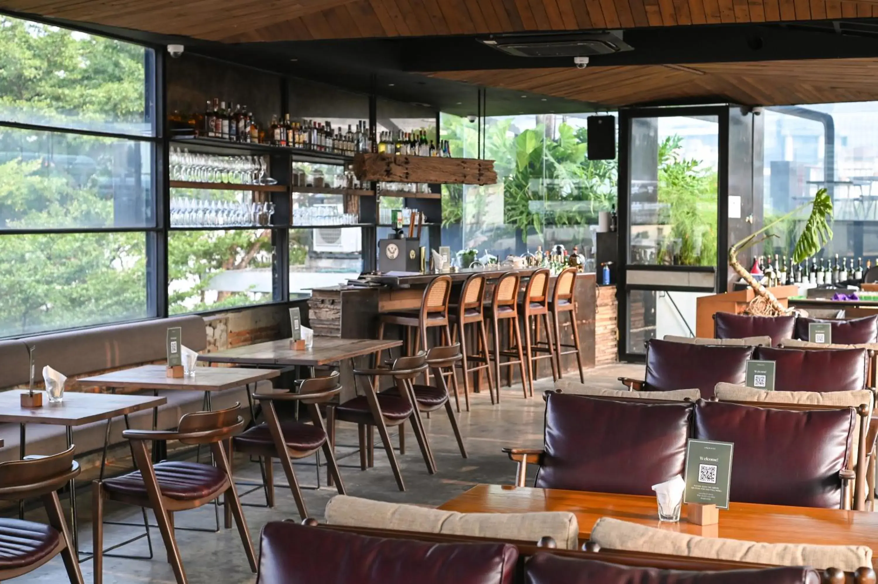 Restaurant/places to eat in Miers Kuningan, ARTOTEL Curated Restaurant/places to eat in Miers Kuningan, ARTOTEL Curated