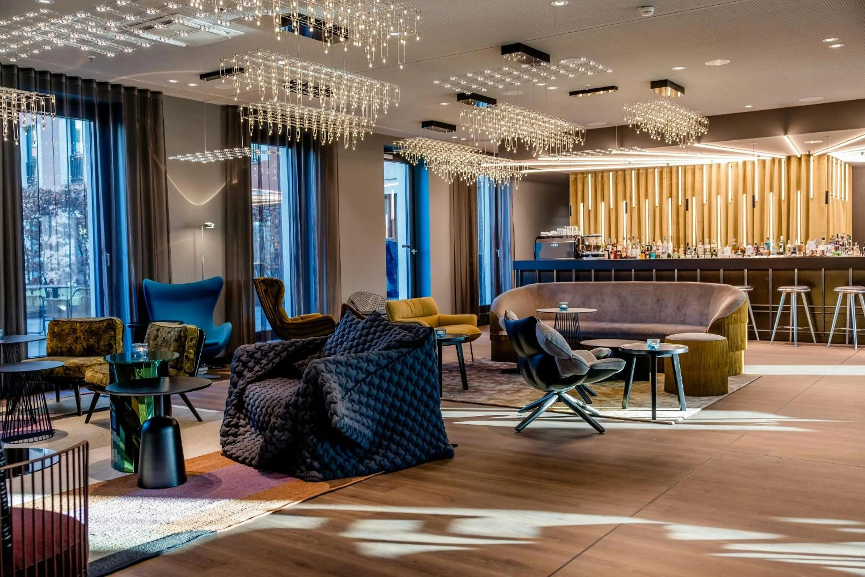 Lounge or bar in Motel One Berlin-Potsdamer Platz