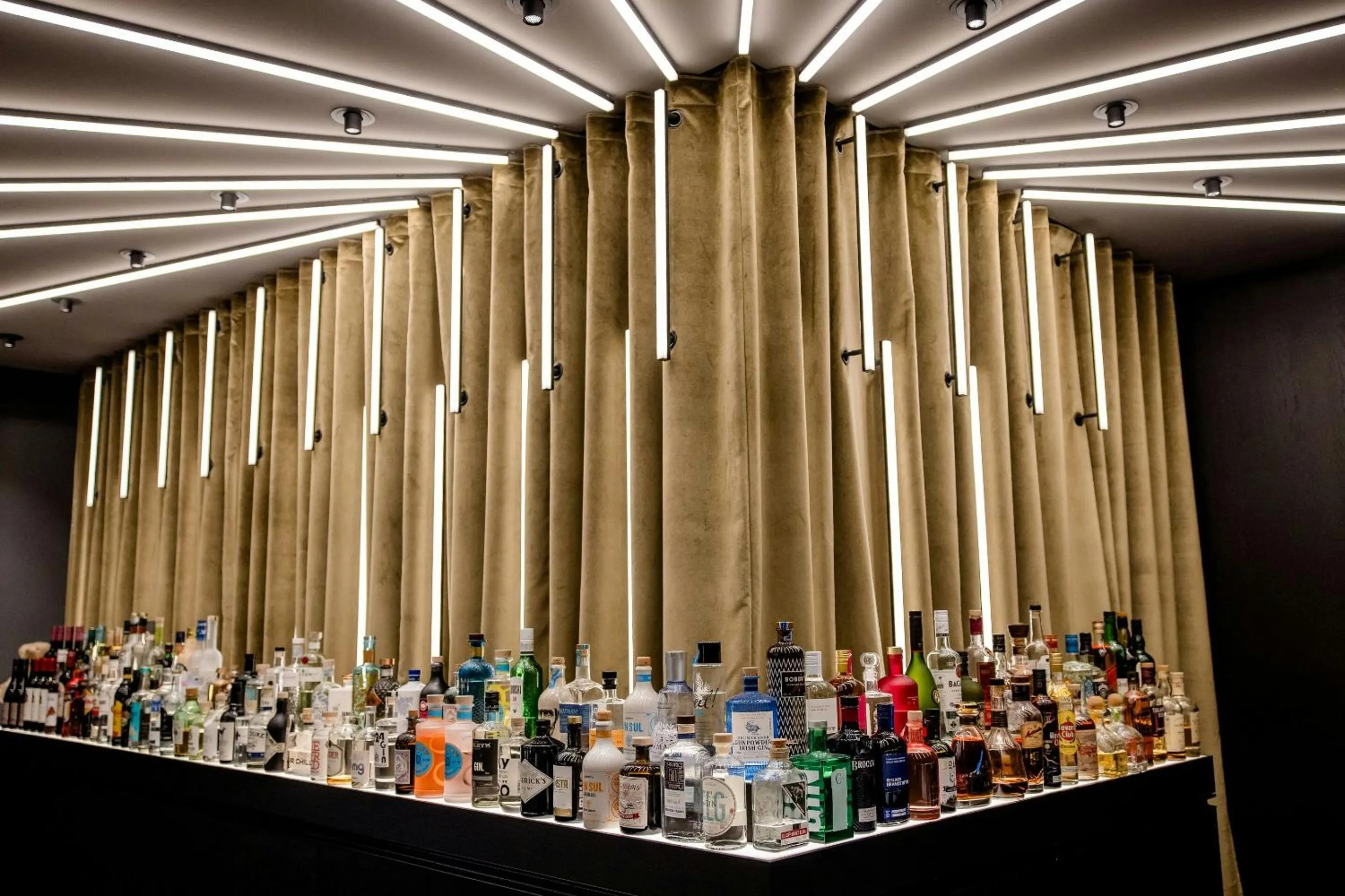 Lounge or bar in Motel One Berlin-Potsdamer Platz
