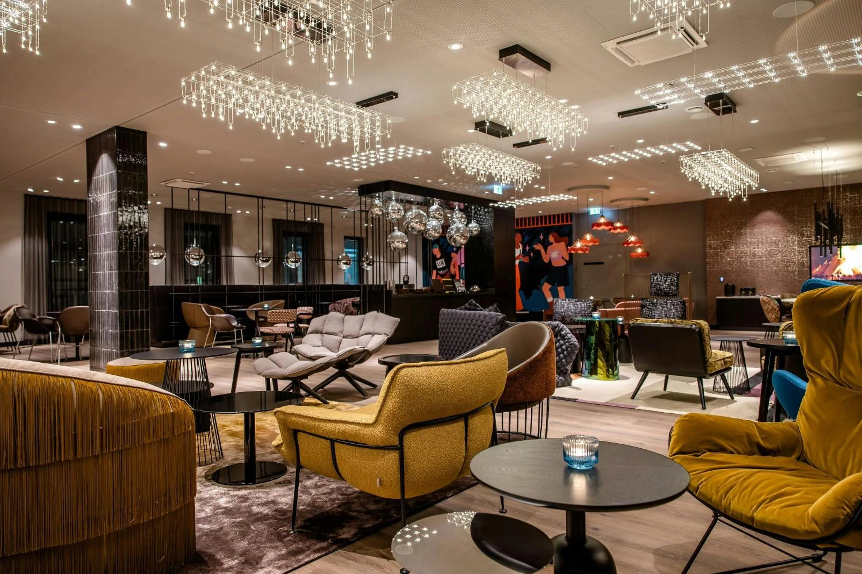 Lounge or bar in Motel One Berlin-Potsdamer Platz