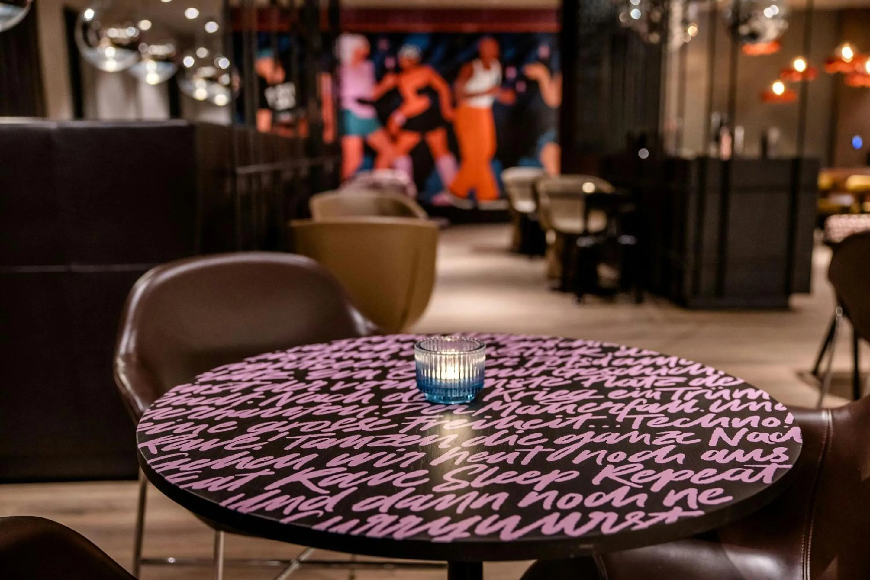 Lounge or bar in Motel One Berlin-Potsdamer Platz