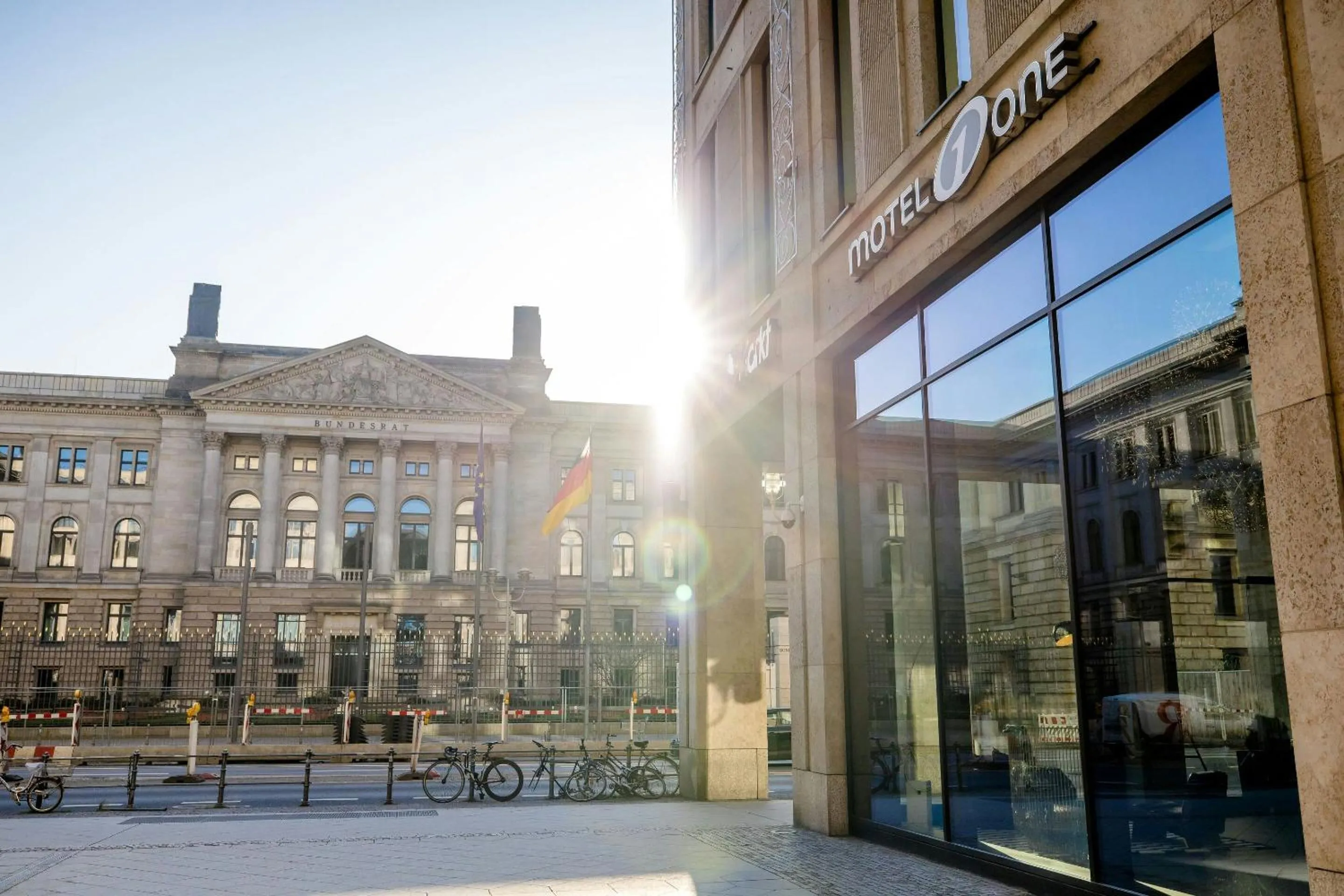 Facade/entrance in Motel One Berlin-Potsdamer Platz