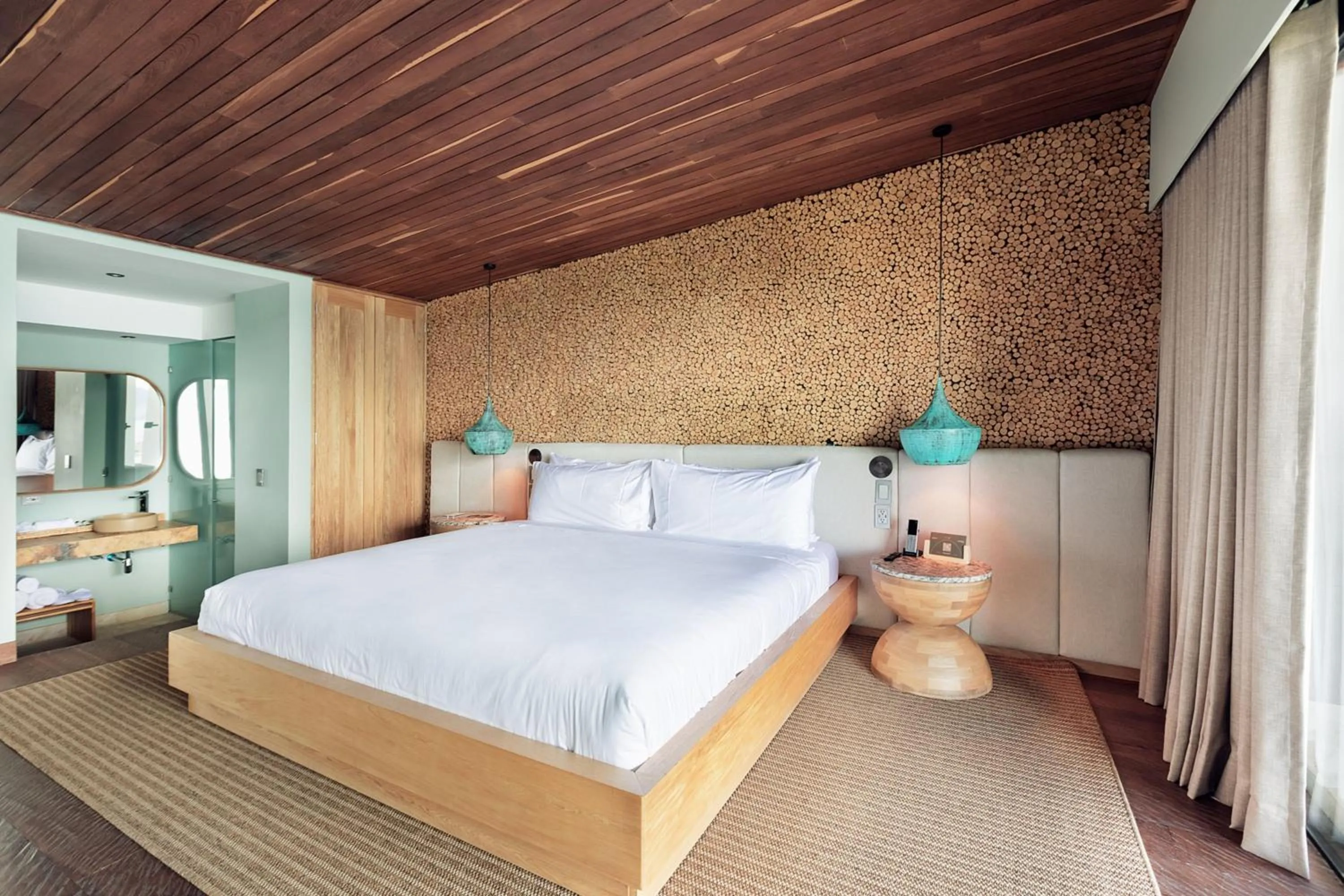 Photo of the whole room, Bed in Luxé by The Charlee