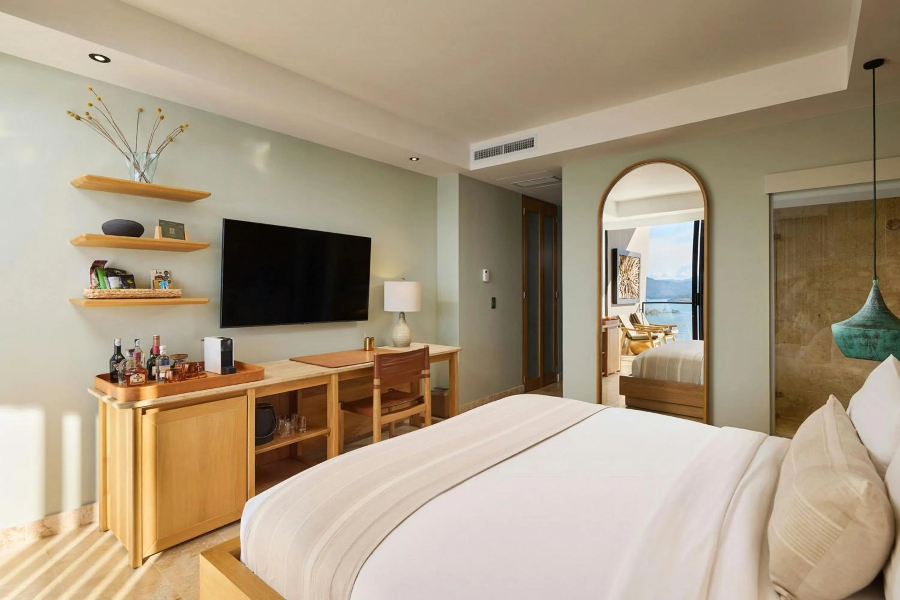 Photo of the whole room, Bed in The Brown, Guatape, Autograph Collection