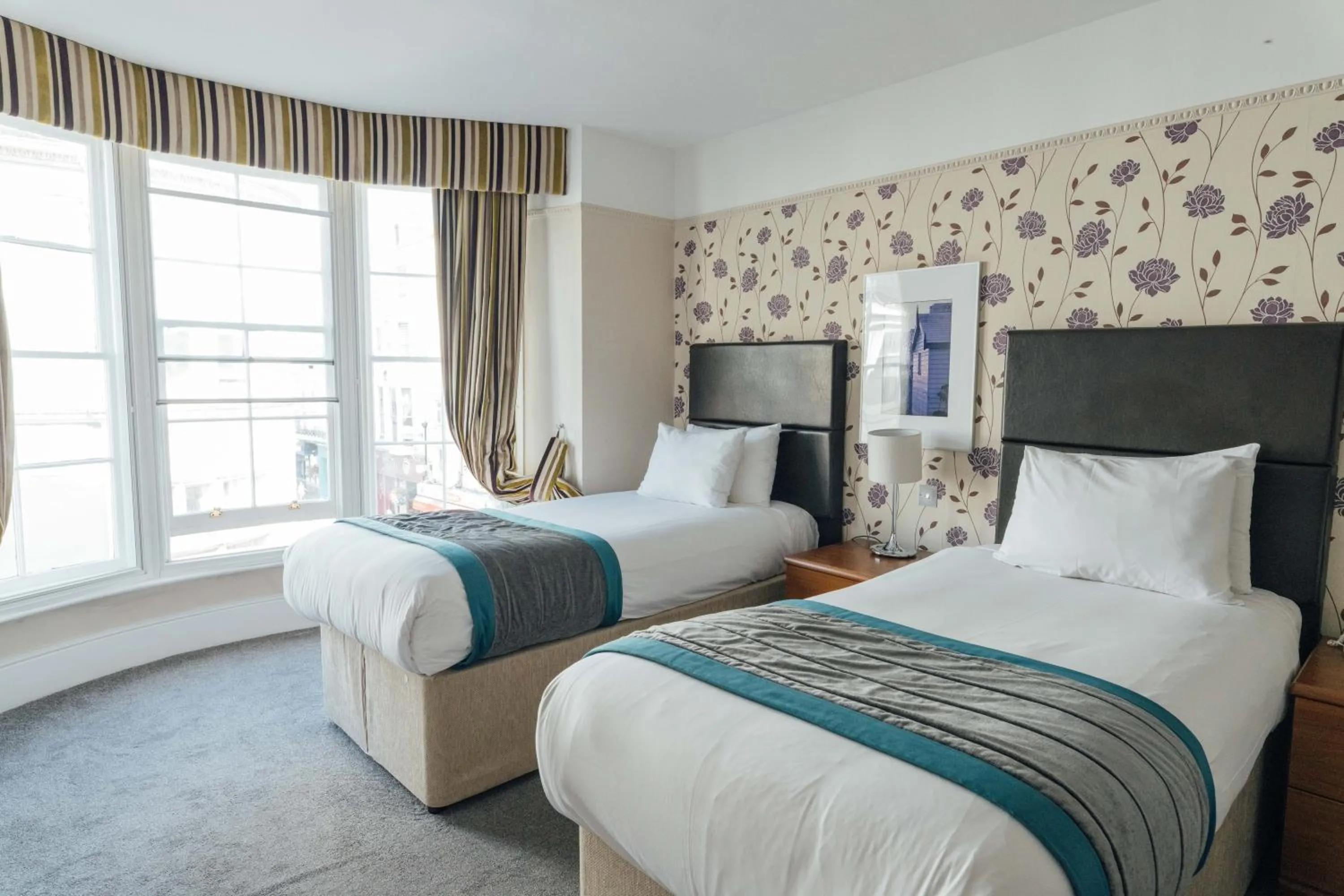 Bed in Queens Hotel & Spa