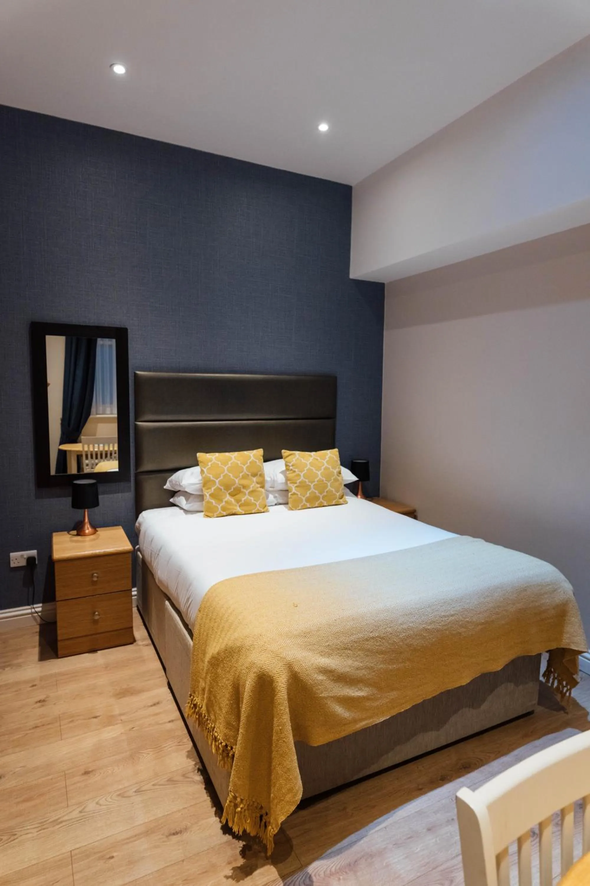 Bed in Queens Hotel & Spa