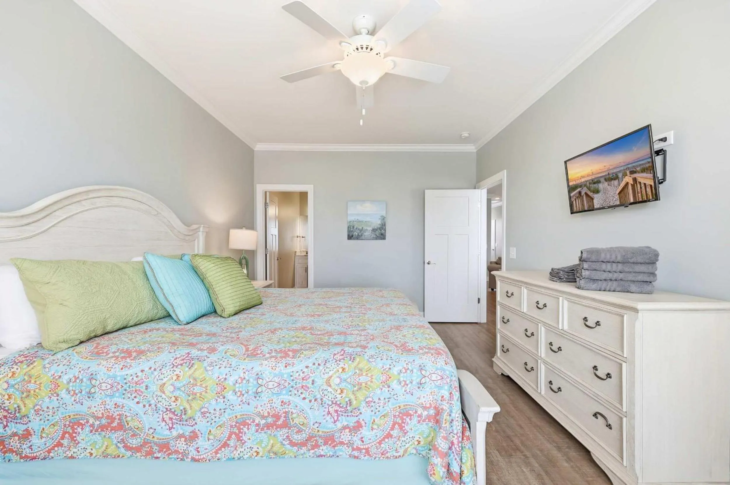 Bed in Anchor Down Luxury Ocean View Beach House w Pool