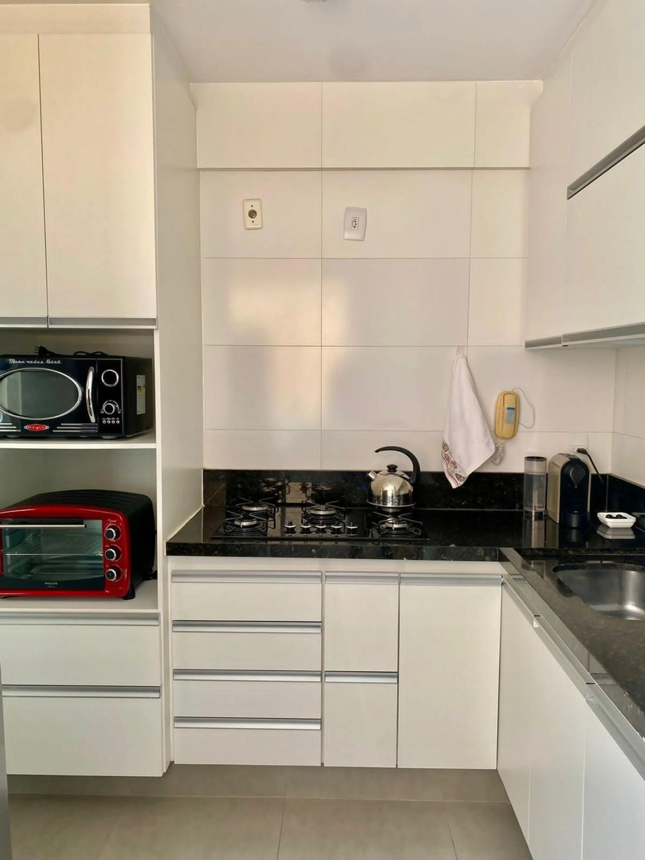 Coffee/tea facilities in Ed Casablanca proximo a Av T63 shopping e parque