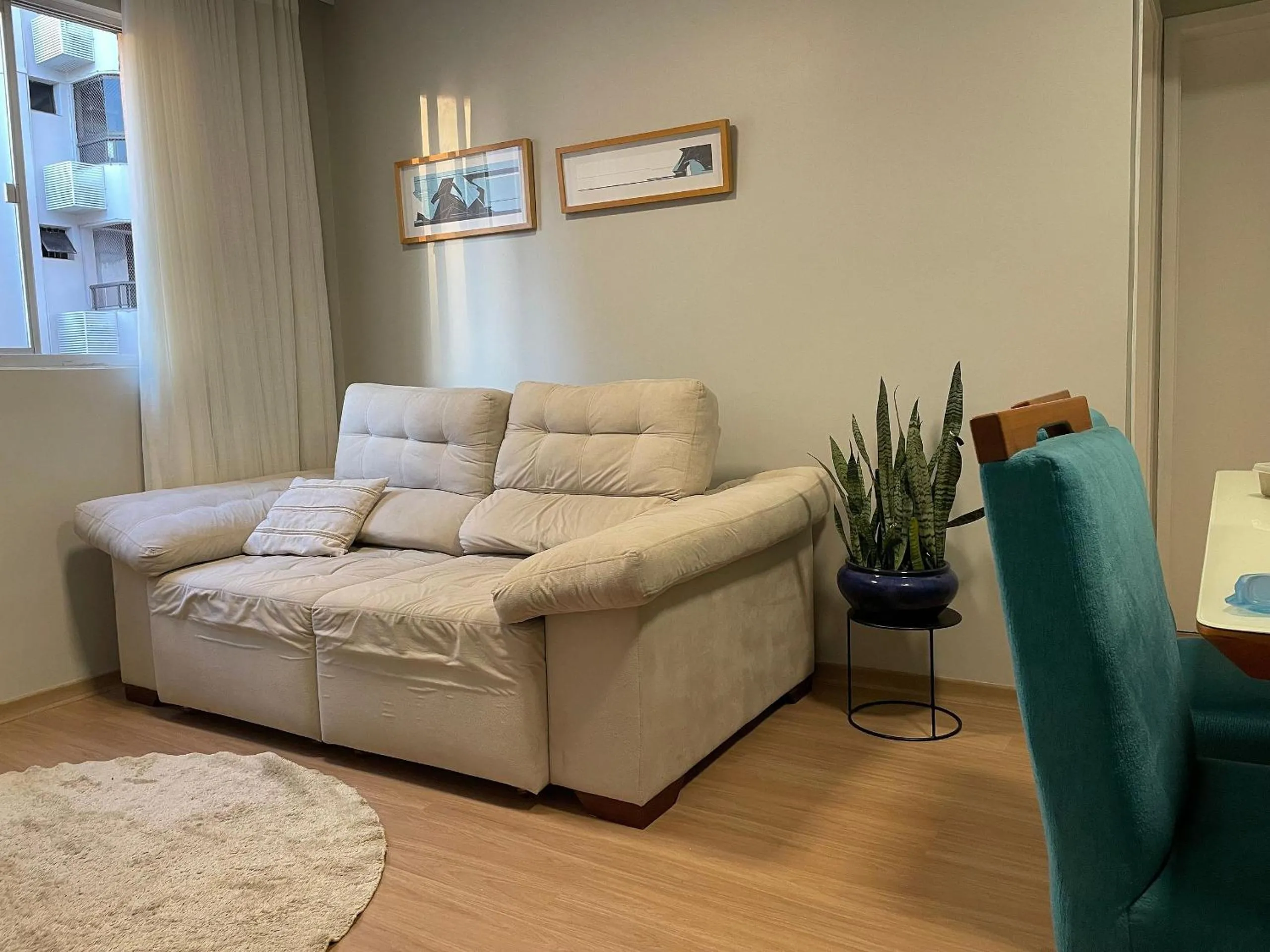 Living room in Ed Casablanca proximo a Av T63 shopping e parque