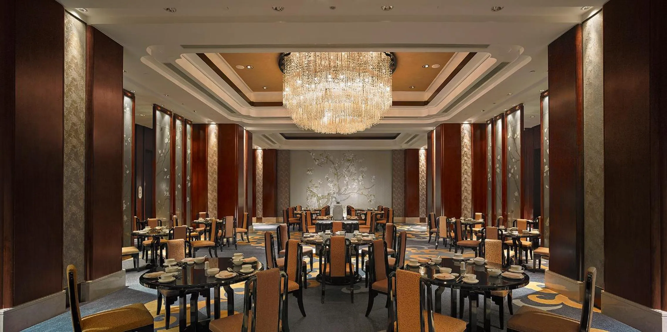 Restaurant/places to eat in Shangri-La Qinhuangdao