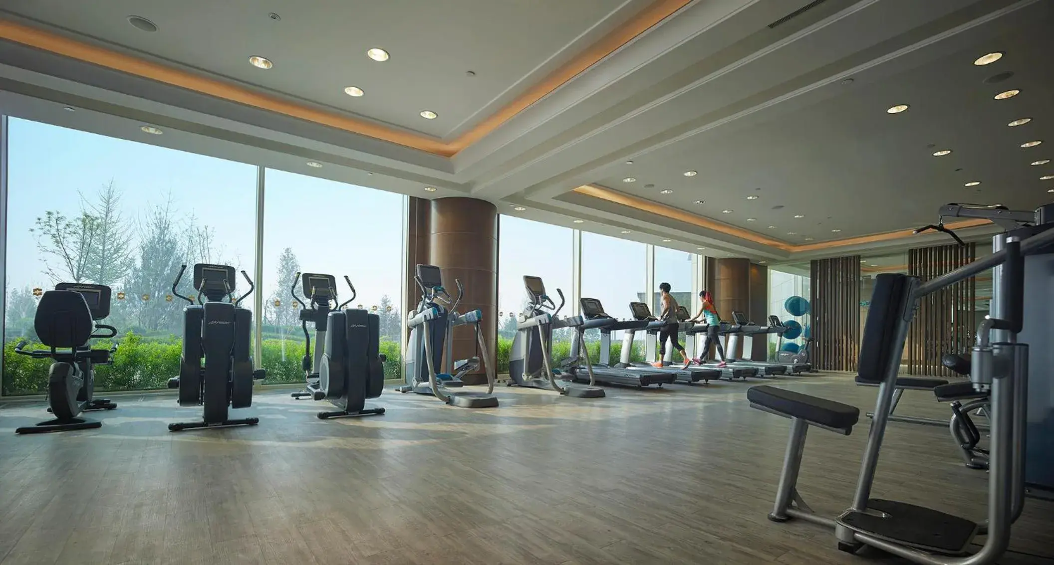 Fitness centre/facilities in Shangri-La Qinhuangdao Fitness centre/facilities in Shangri-La Qinhuangdao