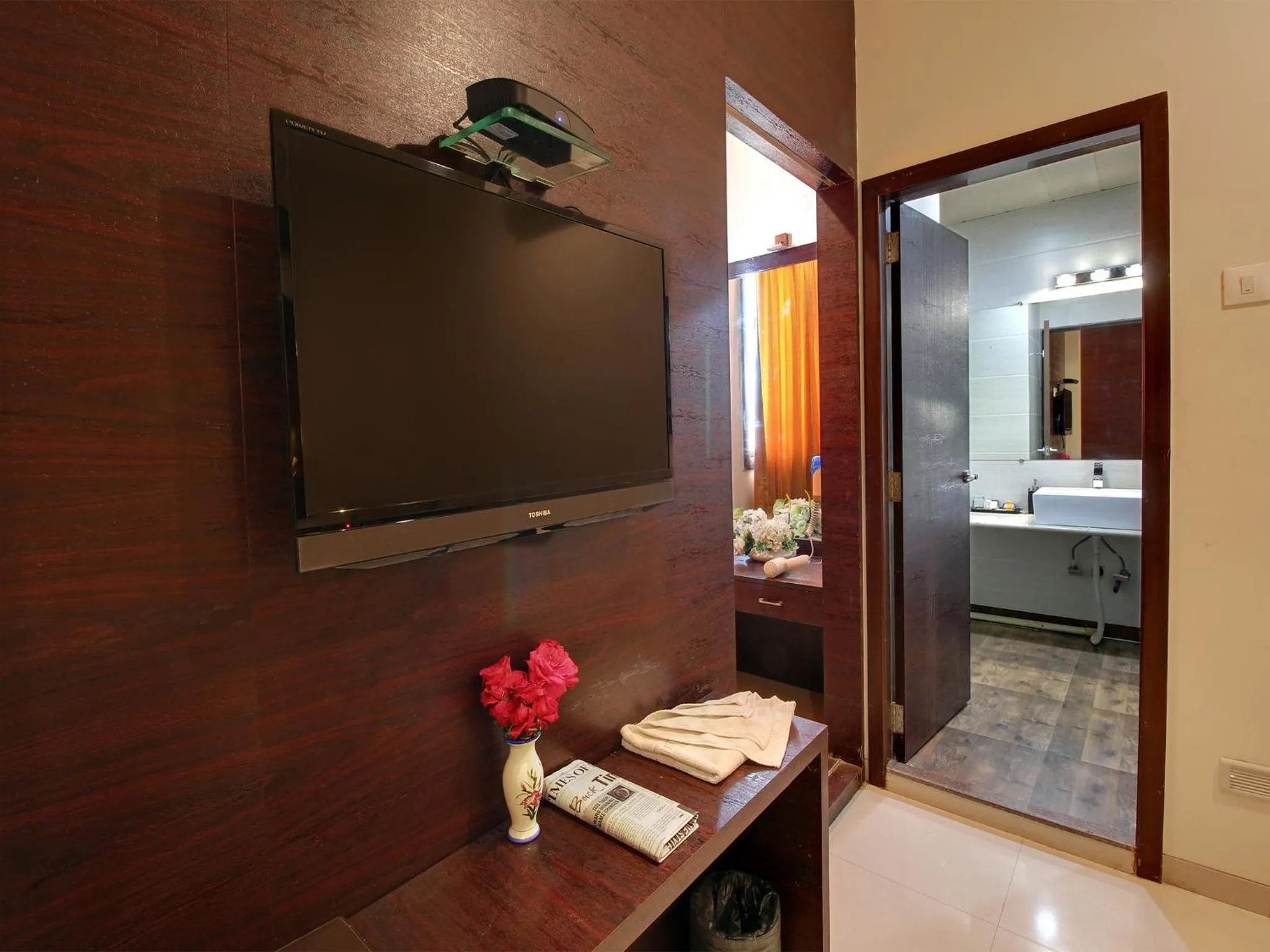 Living room in Hotel Sai Jashan Shirdi - Where blessings & comfort meet